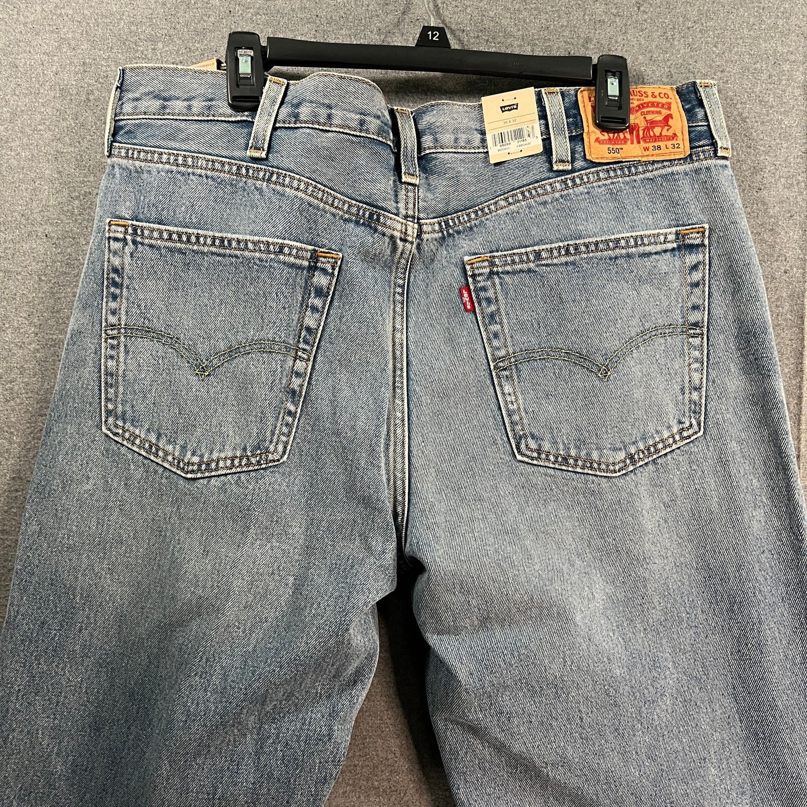 Levi's Levi's Men's 550 RELAXED Jeans W38 L32 Blue Denim Size US 38 / EU 54 - 14 Thumbnail