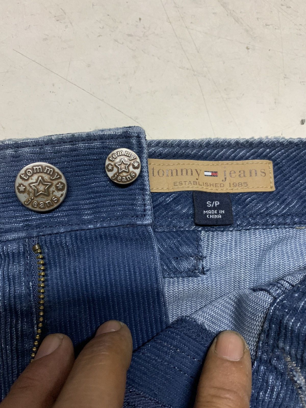 Tommy Jeans Tommy mini skirt Size 30" / US 8 / IT 44 - 15 Thumbnail