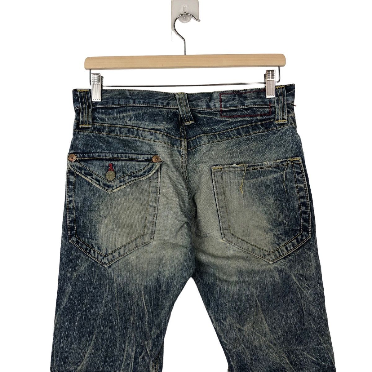 Japanese Brand VINTAGE DISTRESSED DENIM JEANS BOWCUT DESIGN ISSEY MIYAKE Size US 30 / EU 46 - 7 Thumbnail