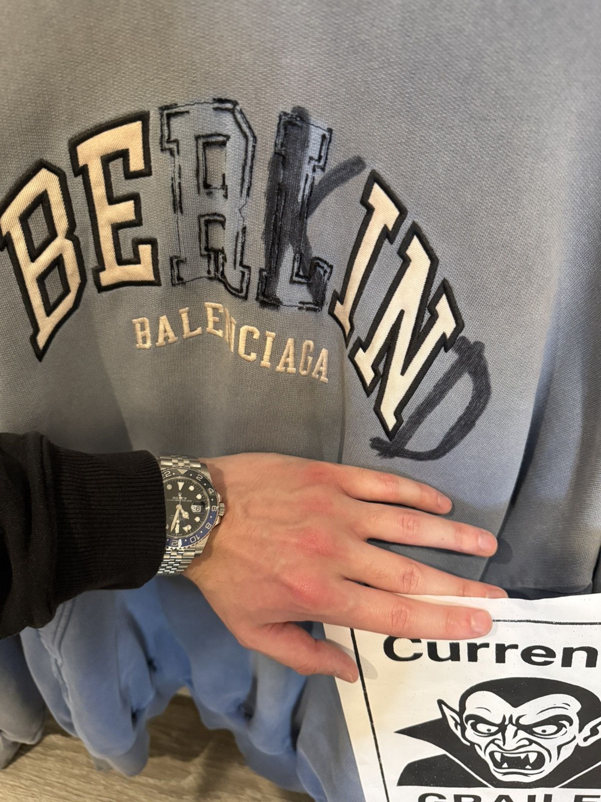 Balenciaga Balenciaga 23FW “Be Kind” Hoodie S Size US S / EU 44-46 / 1 - 18 Thumbnail