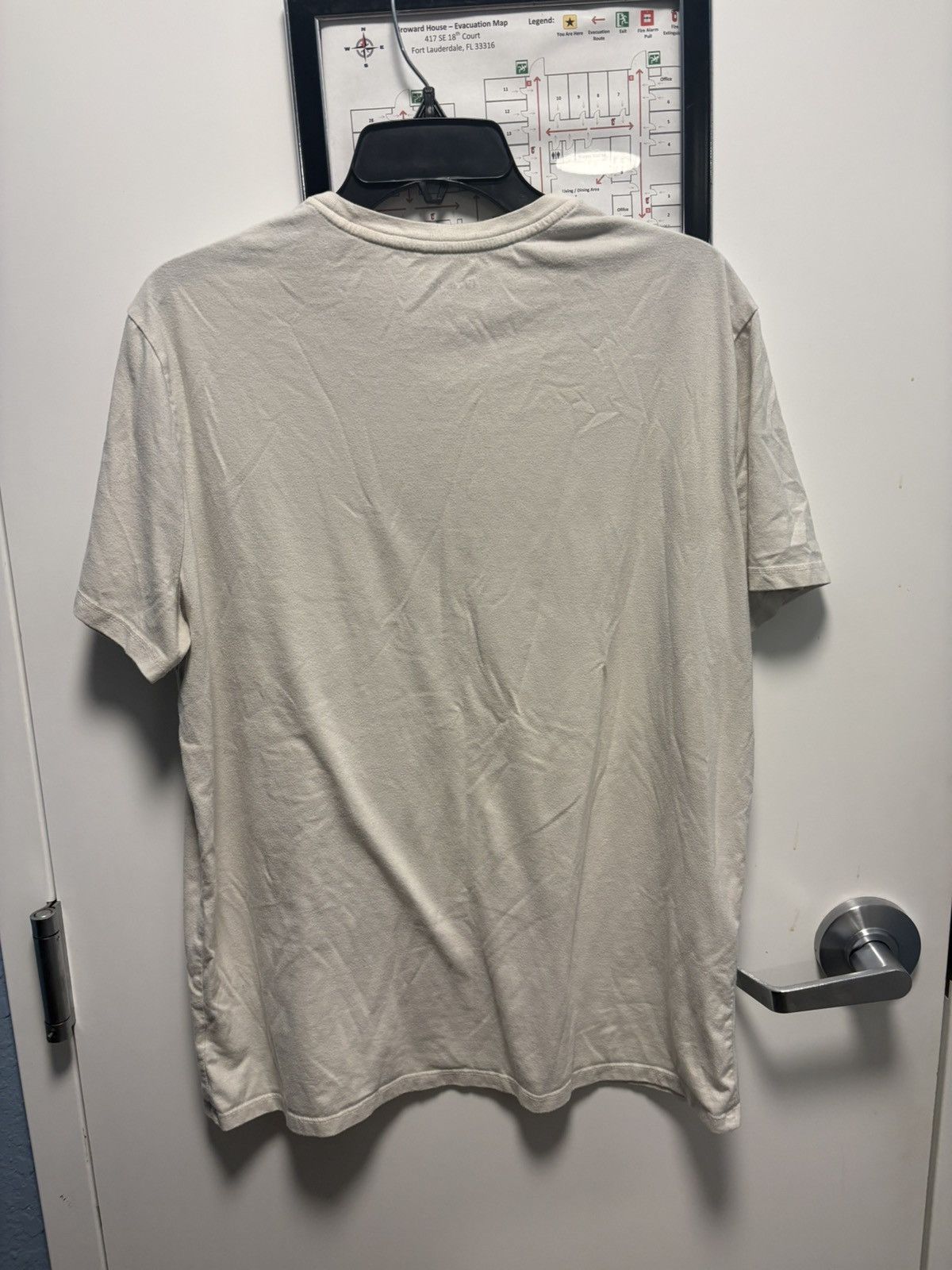 Other Goodfellow & Co Men's White Nature Graphic Crew Neck Tee L Size US L / EU 52-54 / 3 - 4 Thumbnail