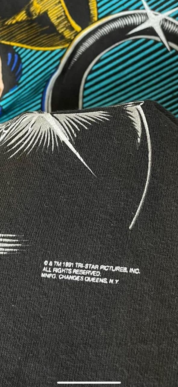 Vintage Hook 1991 Peter Pan movie shirt. Robin Williams Size US M / EU 48-50 / 2 - 5 Thumbnail