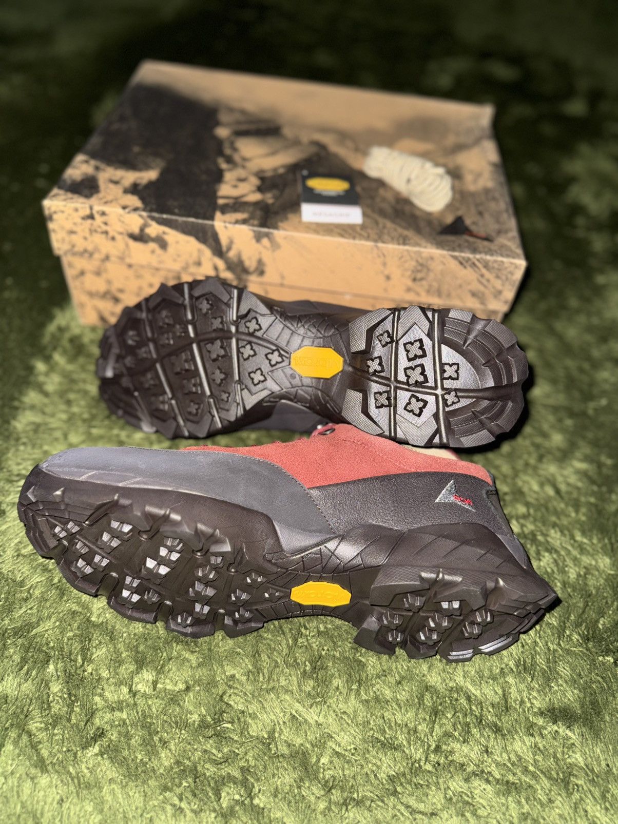 ROA [EU 44] ROA Hiking Neal Suede Sneakers Burgundy Black Size US 10.5 / EU 43-44 - 7 Thumbnail