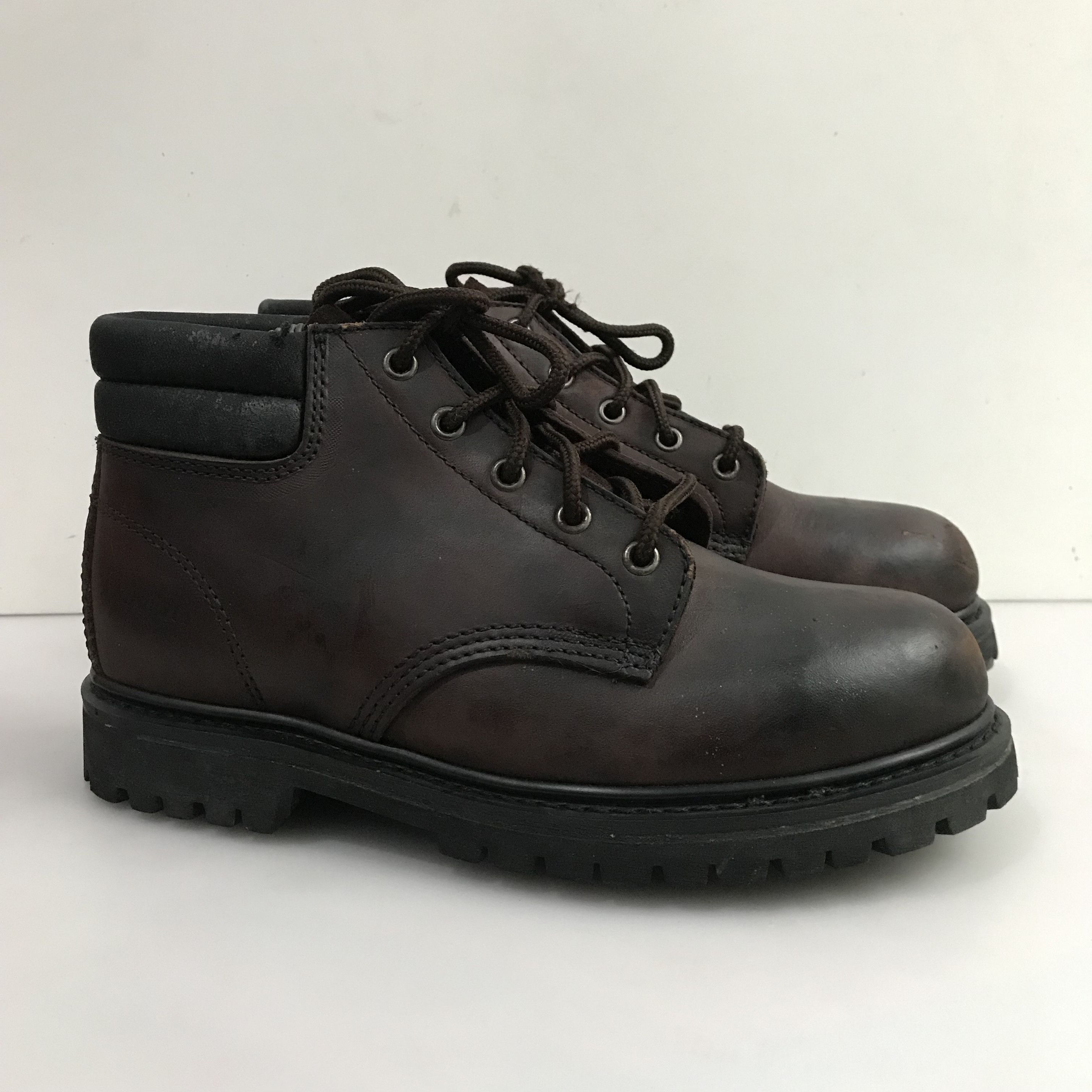 Red Wing RED WING 9070 Black Round Toe Leather Boots (US 8D) | Grailed