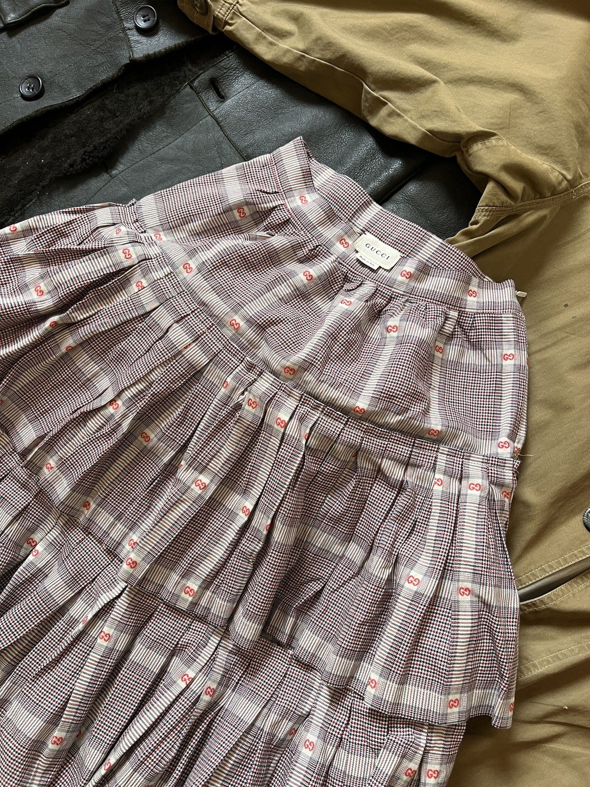 Gucci Gucci Tartan Checkered Multi Logo Midi Wool Skirt Size 27" / US 4 / IT 40 - 8 Thumbnail