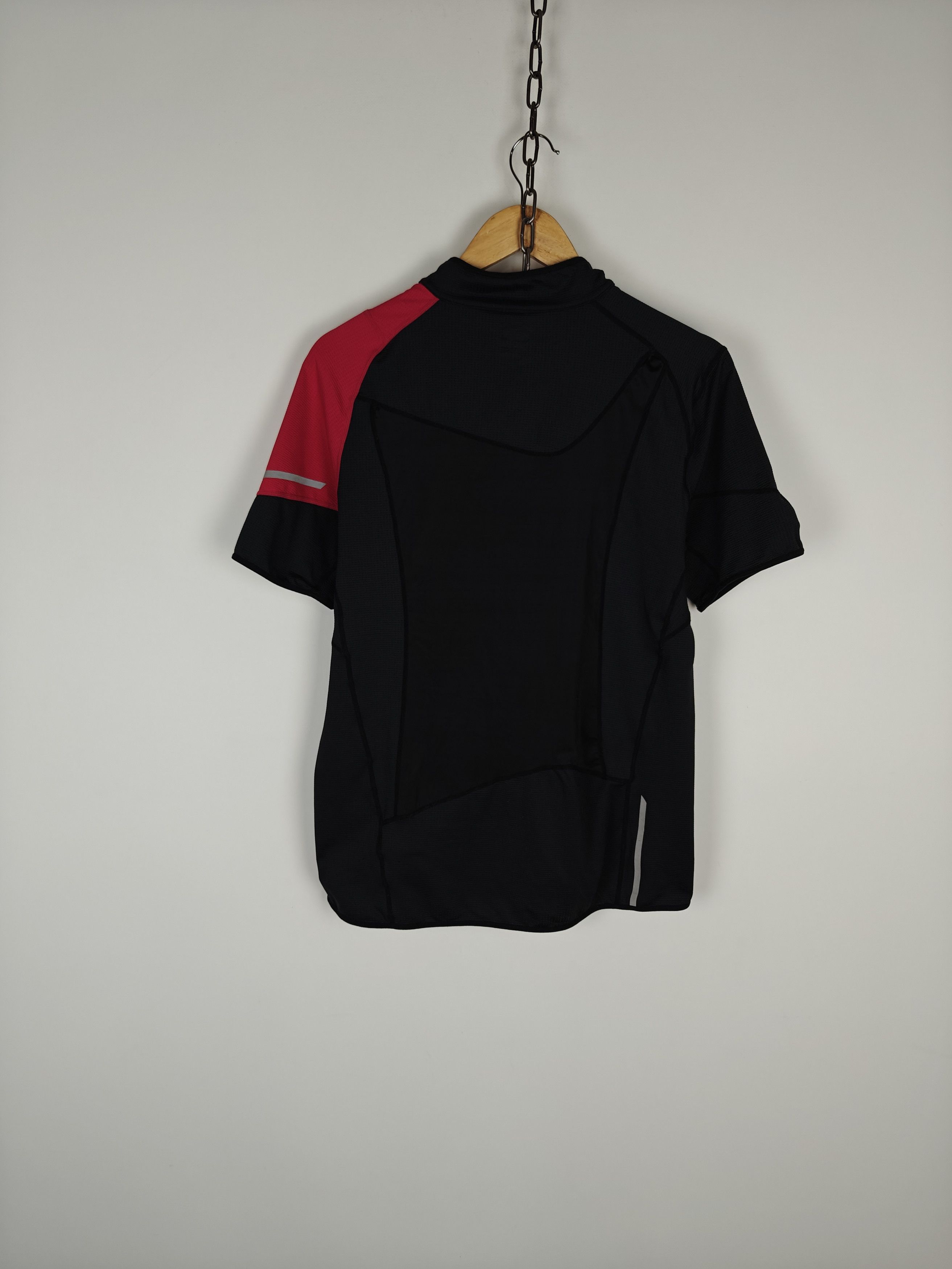 Nike Nike Dry Fit Training Jersey Black/Red size L Size US L / EU 52-54 / 3 - 9 Thumbnail