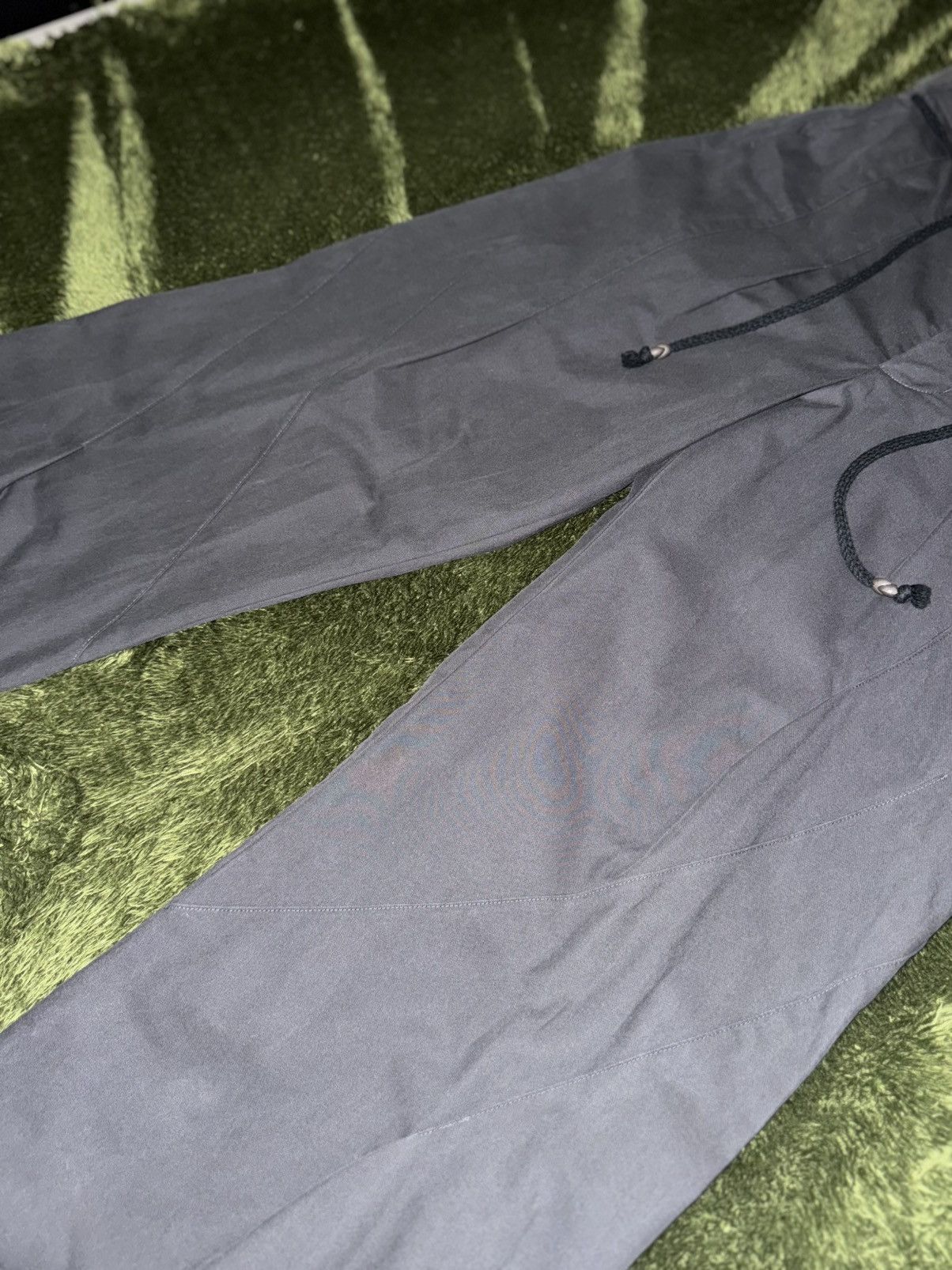Japanese Brand [XL] Cost per Kilo Scrow Pin-Tuck Slacks – Washed Black Size US 34 / EU 50 - 5 Thumbnail
