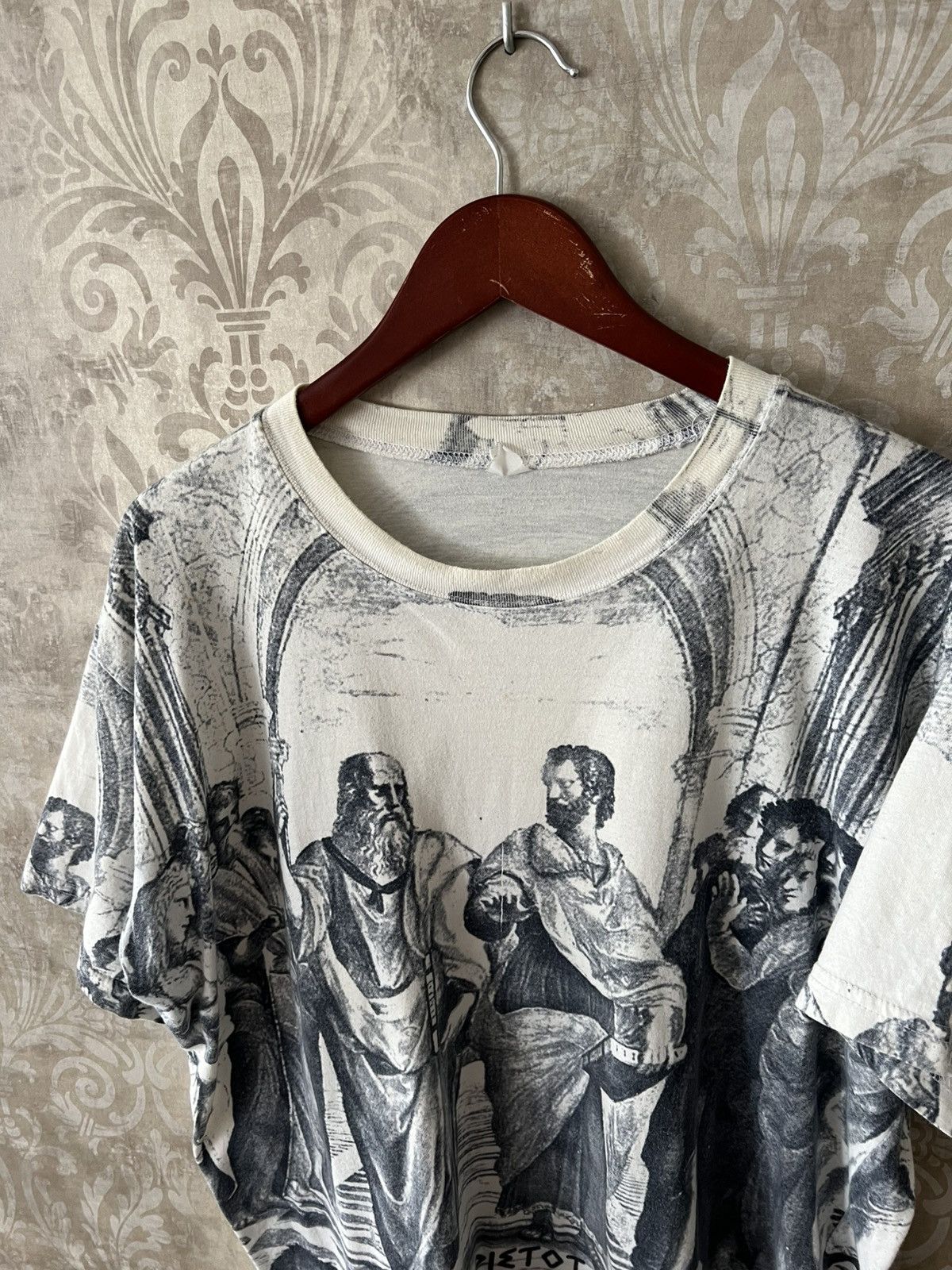 Vintage Vintage All Over Print School of Athens Philosophy Graphic T Size US L / EU 52-54 / 3 - 5 Thumbnail