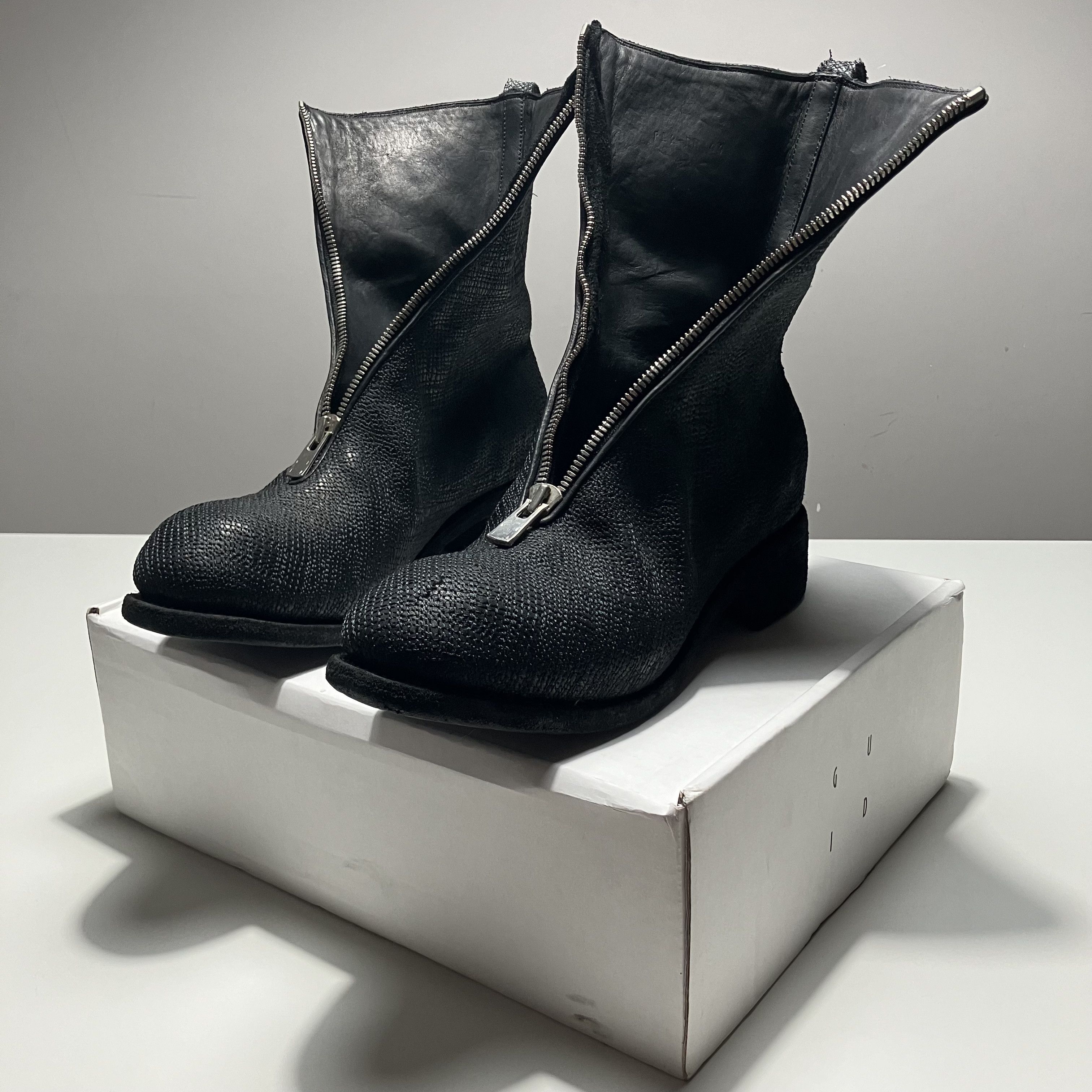 GUIDI PL2_RR Stitched Black Horse Leather Front-zip Boots