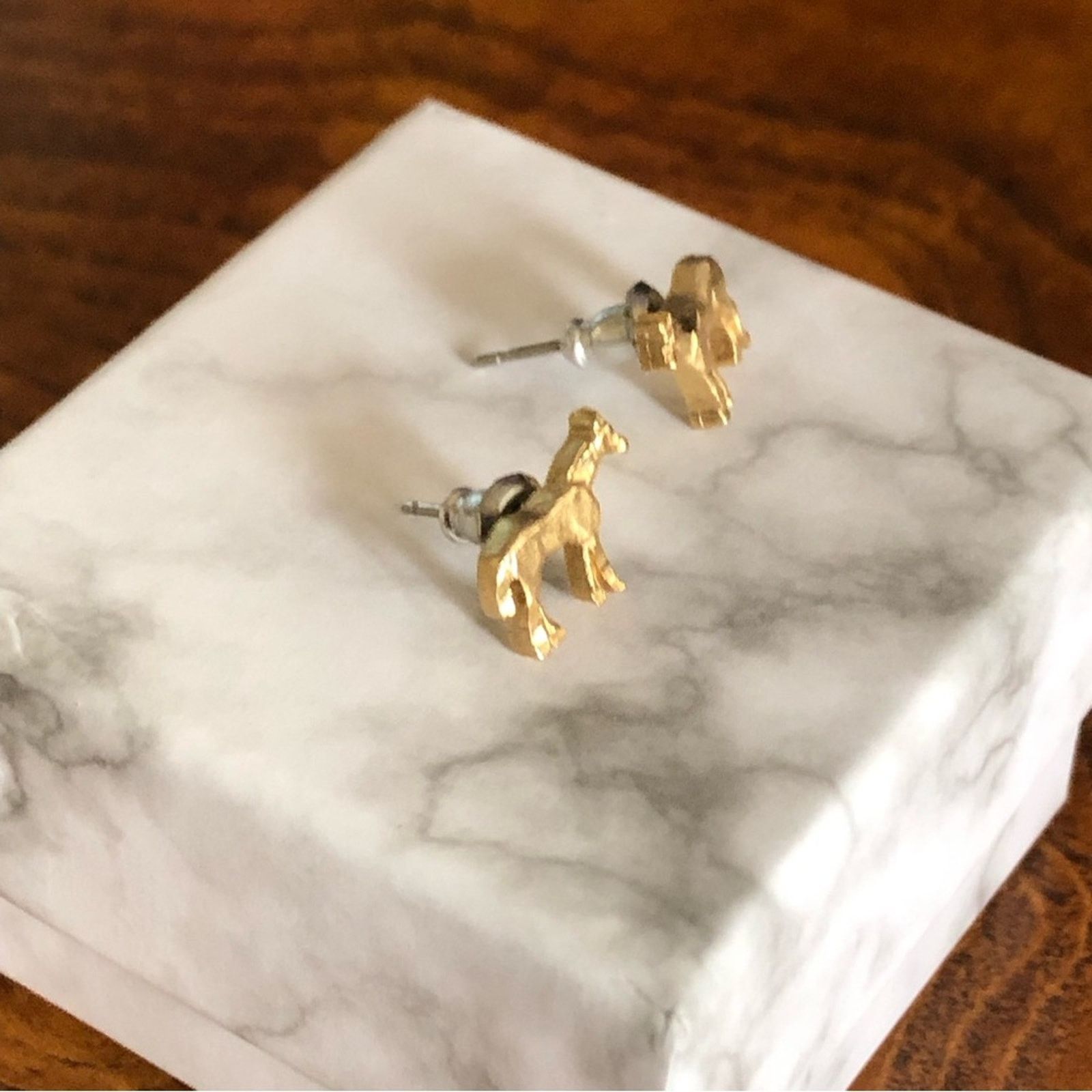 Jewelry Diamond cut matte gold tone horse pierced earrings Size ONE SIZE - 2 Thumbnail