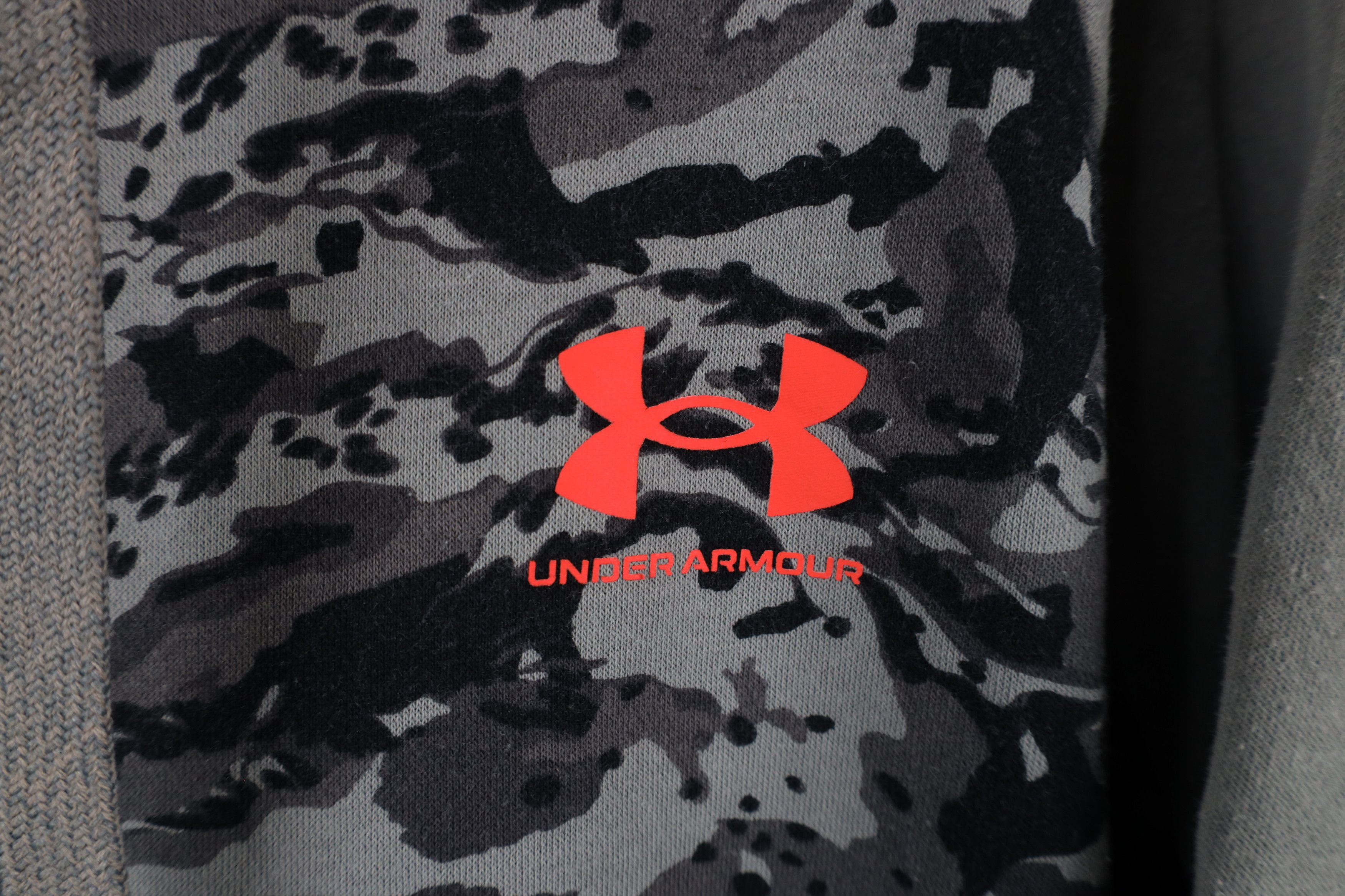 Under Armour × Vintage Under Armour Distressed Spell Camouflage Hoodie Sweatshirt Size US XXL / EU 58 / 5 - 5 Thumbnail