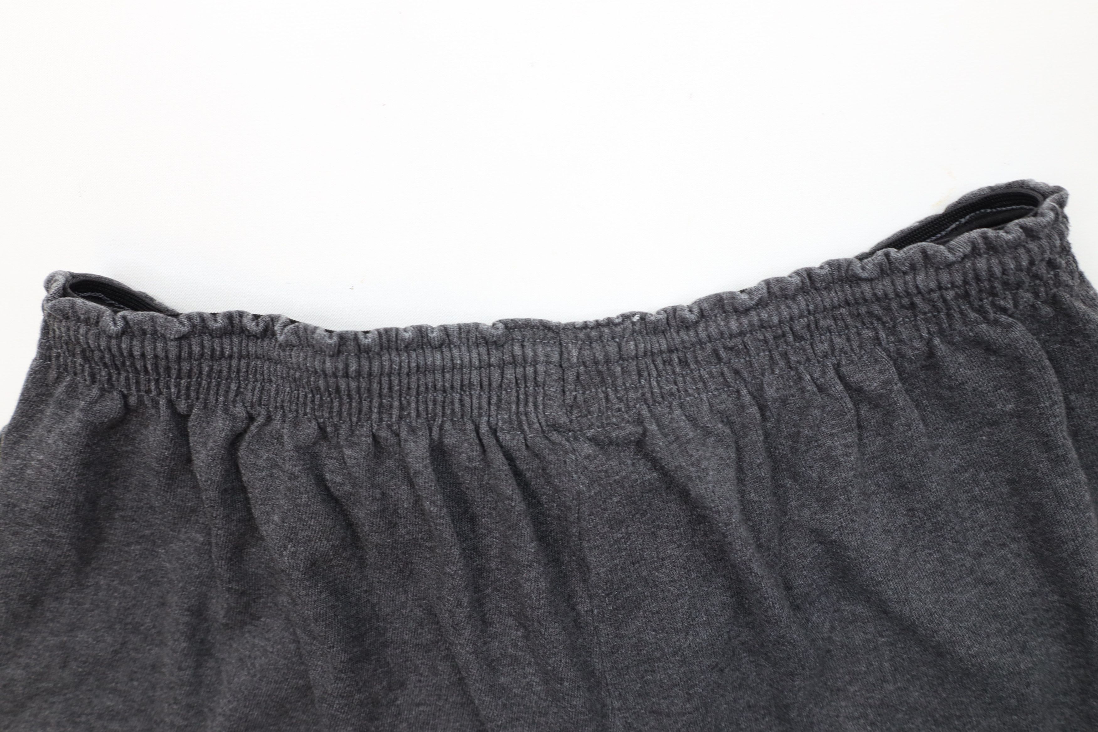 Champion Vintage Champion Above Knee Heavyweight Shorts Charcoal Gray Size US 34 / EU 50 - 14 Thumbnail