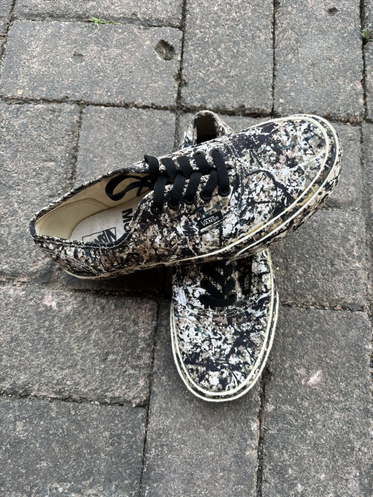 Vans Vans x MoMA Size US 8 / EU 41 - 3 Thumbnail