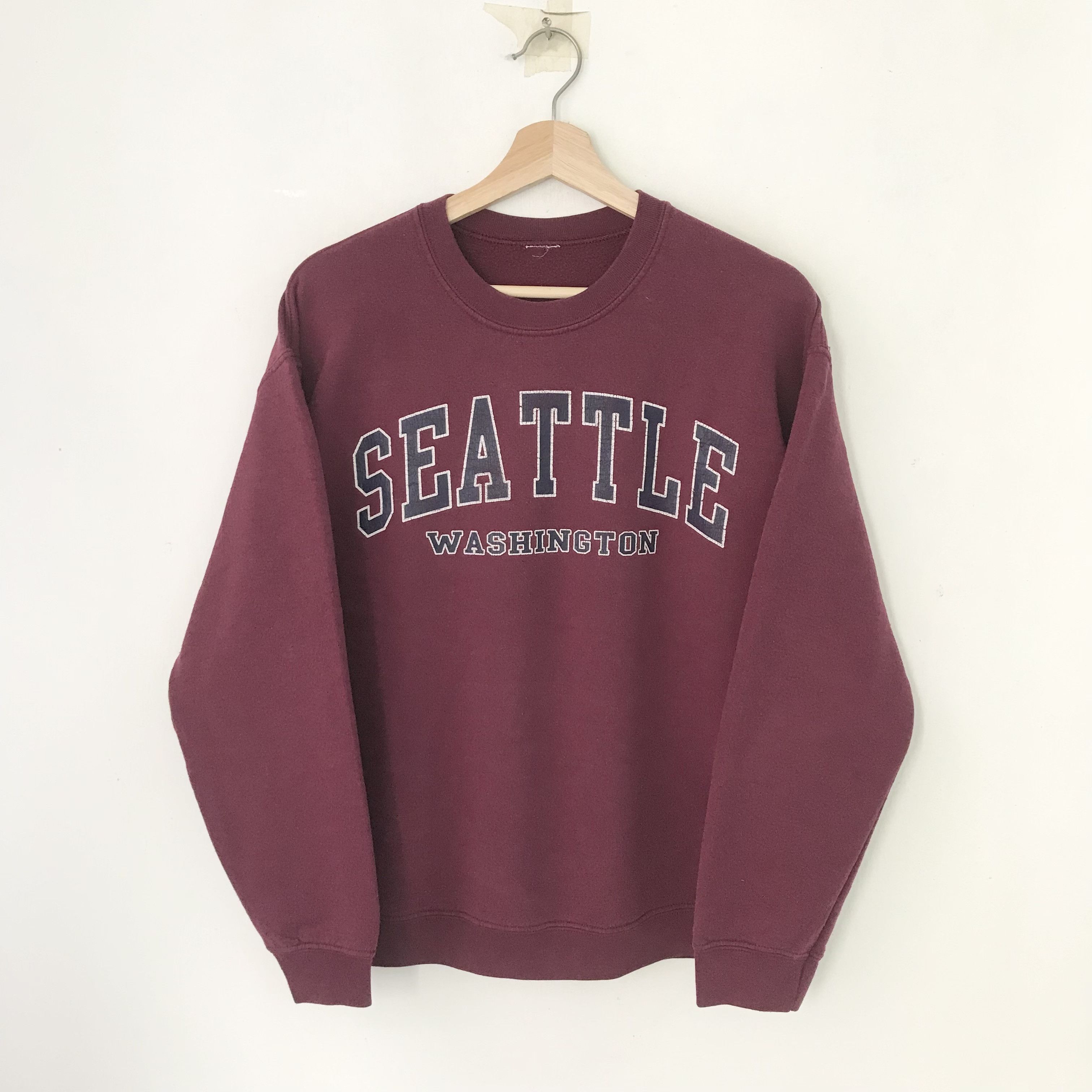 Vintage Vintage Seattle Maroon Sweatshirts Medium - 480 Size US M / EU 48-50 / 2 - 1 Thumbnail