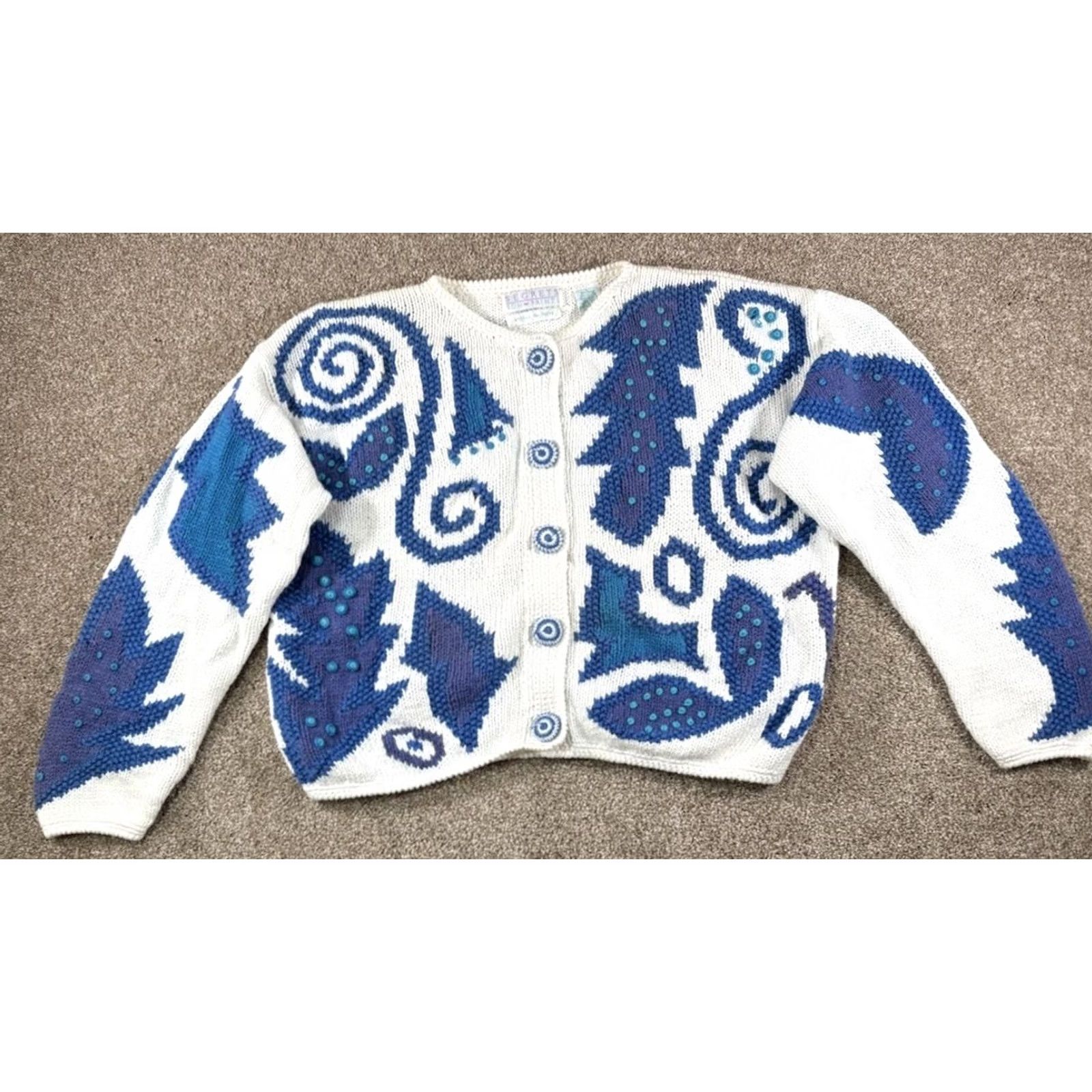 Vintage VINTAGE Segrets Sweater Cardigan Shirt Womens L White w/ Blue Accent Swirly 90s 80s Bohemian Retro Hand Knit Crochet Buttons Embroidered Giftable Size L / US 10 / IT 46 - 2 Thumbnail