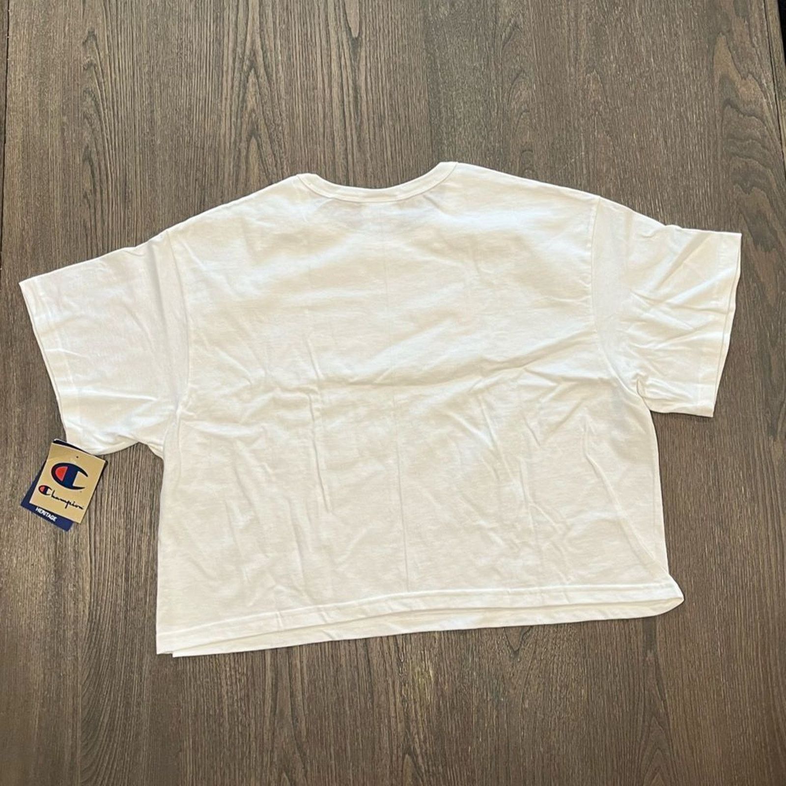 Champion NWT Champion White Floral Graphic Crop Top - Size XL Size XL / US 12-14 / IT 48-50 - 4 Thumbnail