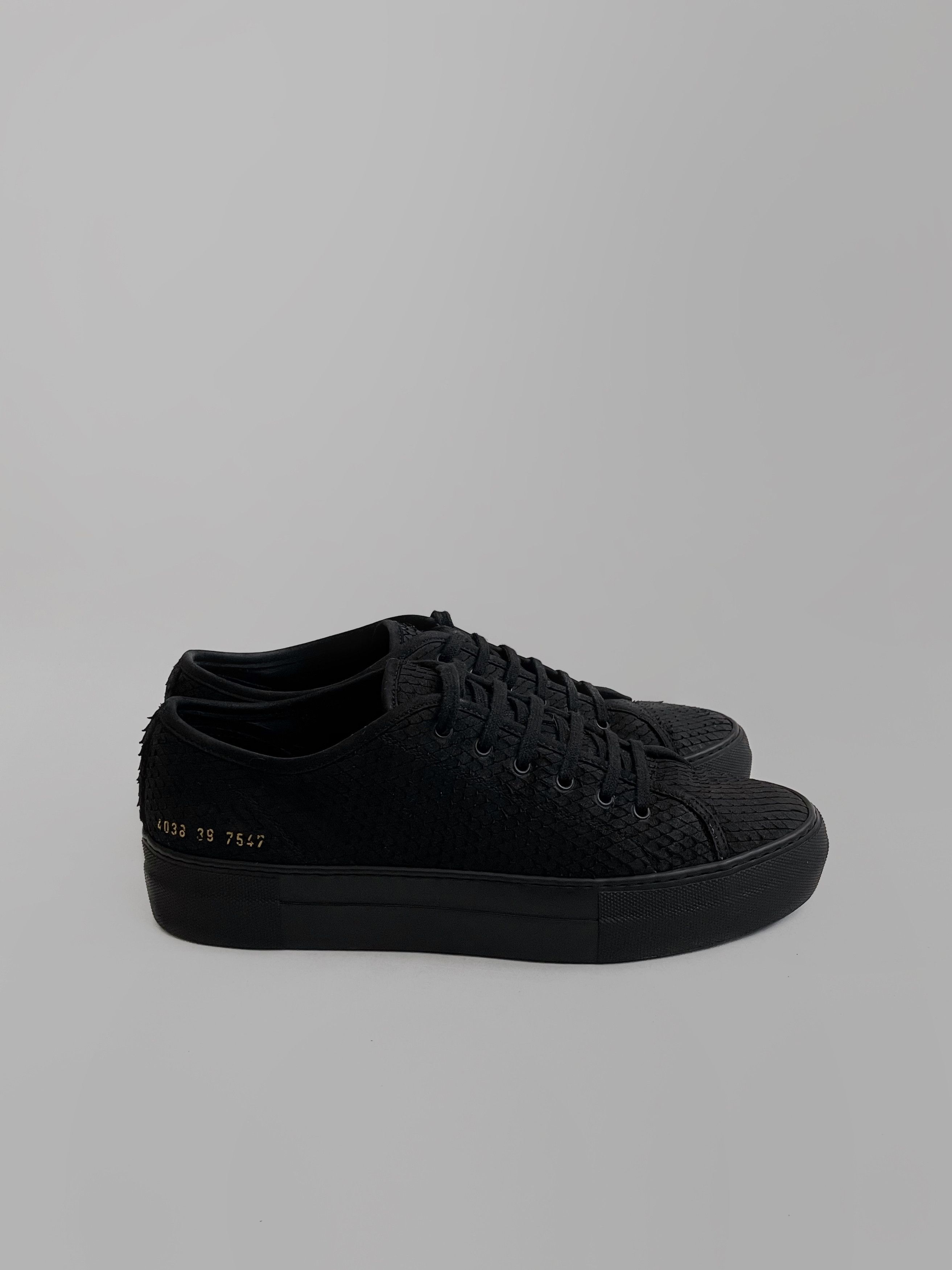 Common Projects Woman by Common project leather black shoes Size US 7.5 / IT 37.5 - 2 Thumbnail