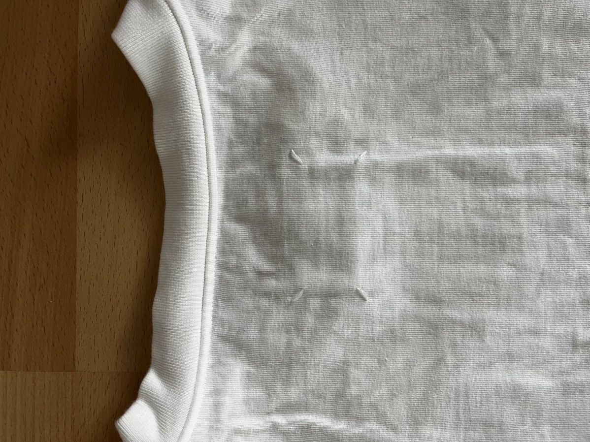 Maison Margiela Maison Margiela Braille Logo Tee Size US L / EU 52-54 / 3 - 6 Thumbnail
