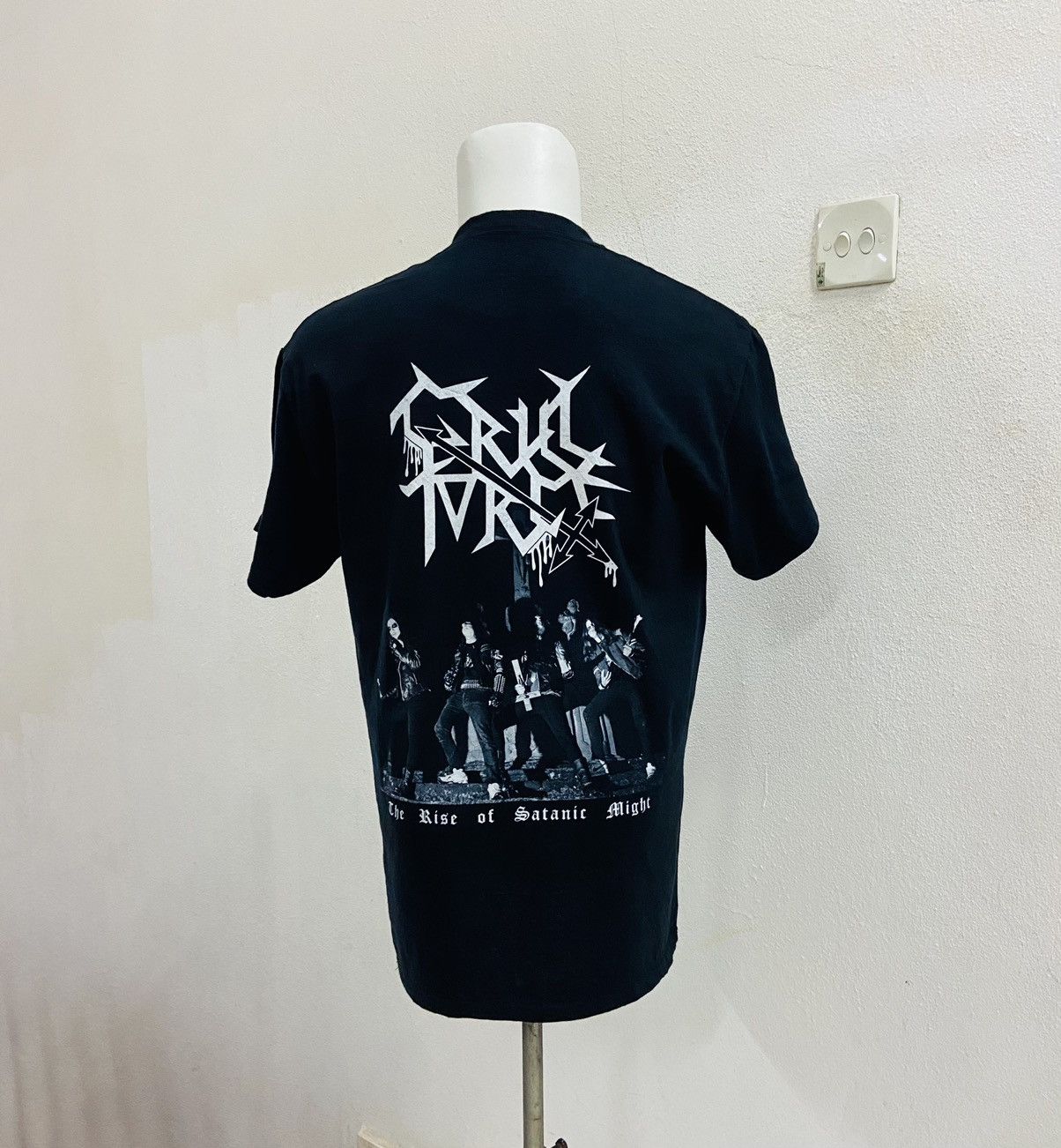Band Tees CRUEL FORCE "The Rise Of Satanic Might" TEE Size US M / EU 48-50 / 2 - 4 Thumbnail