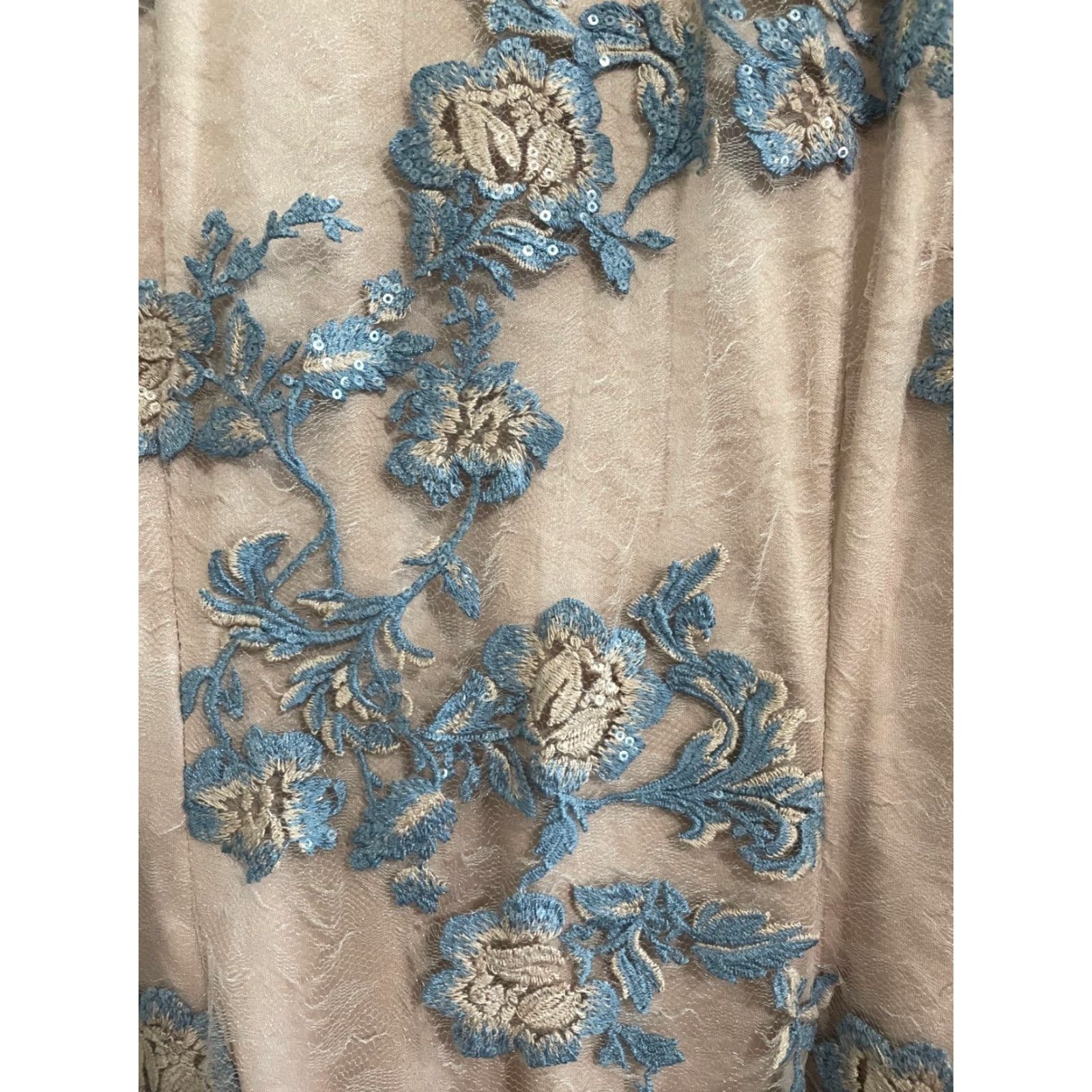 Vintage Ivanka Trump Embroidered Sheath Dress Woman Size 14 NWT Size XL / US 12-14 / IT 48-50 - 2 Thumbnail