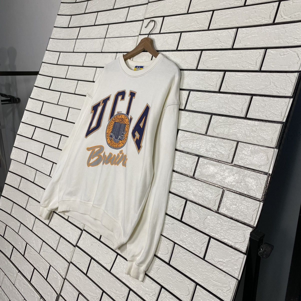 Vintage 🔥VINTAGE JUMPER SWEATSHIRT UCLA BIG LOGO Size US L / EU 52-54 / 3 - 2 Thumbnail