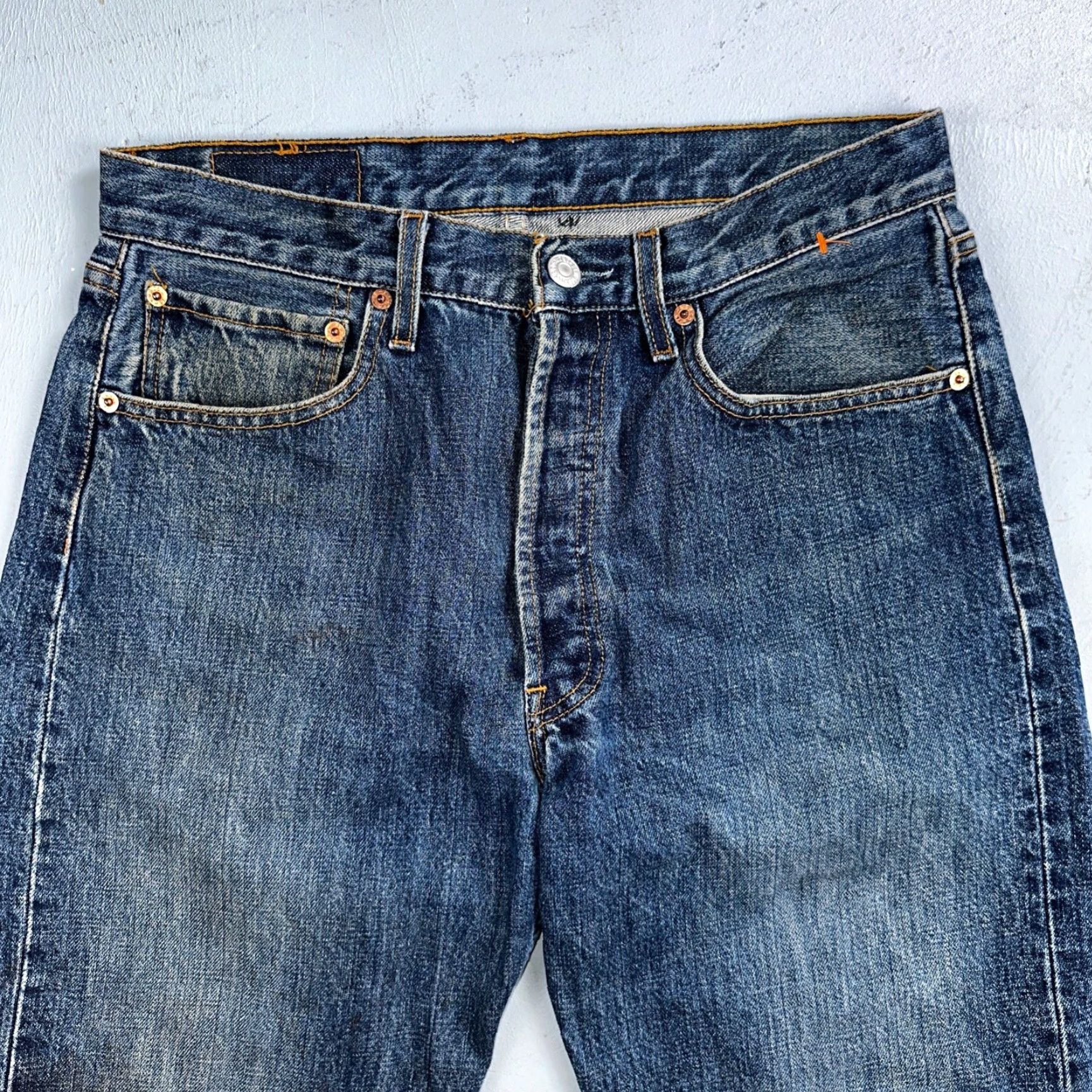 Levi's Levi's 501 Jeans Straight Levi's 501 Vintage 90s Europe Blue Denim Jeans 32x30 Mens Regular Jeans Size US 32 / EU 48 - 2 Thumbnail