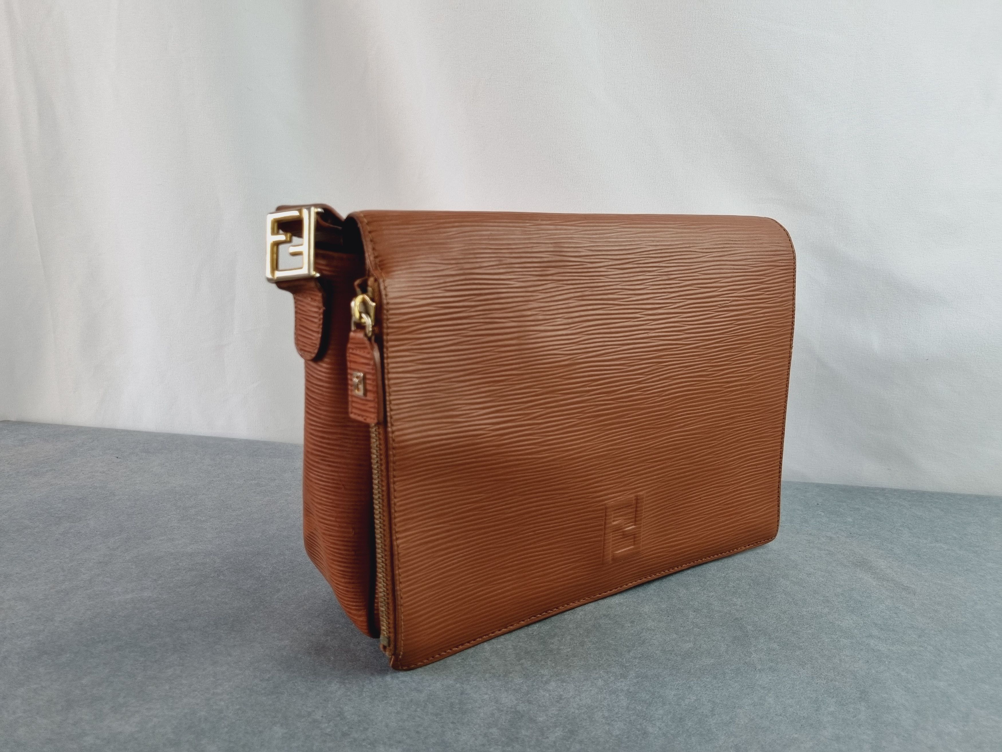 Fendi Vintage FENDI Brown Epi Leather Messenger Crossbody Bag Size ONE SIZE - 9 Thumbnail