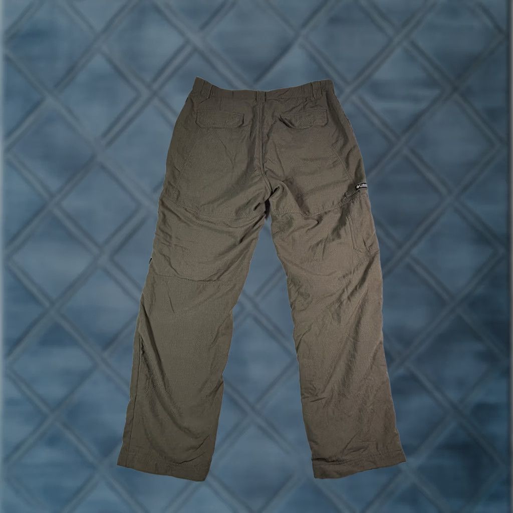 Vintage Columbia Men’s Hiking Pants GRT Packable Cargo Packable Cargo Pants Outdoor Mens L Gray Cargo Pocket Breathable Stretch Convertible Regular Size US 33 - 1 Thumbnail