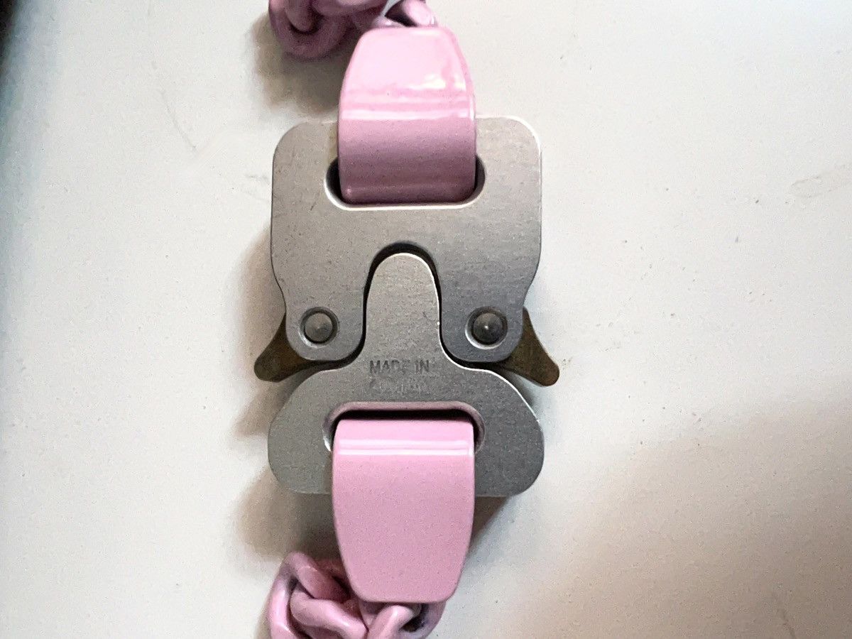 1017 ALYX 9SM 1017 ALYX 9SM Classic Pink Chainlink and Buckle Bracelet Size ONE SIZE - 7 Thumbnail