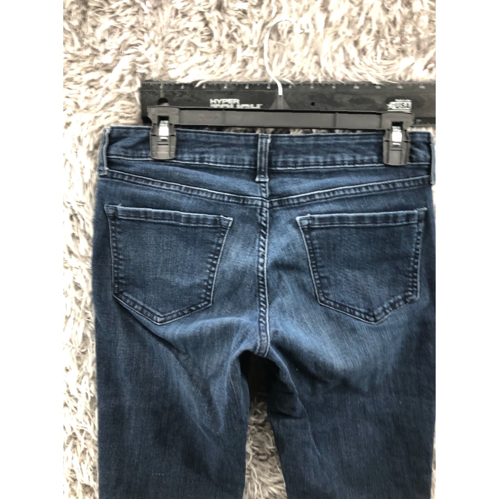 Old Navy Old Navy Rockstar Jeans Size 10 Womens Medium Wash Blue Skinny Denim Five-Pocket Regular Rise 28in Belt Loops Size 32" / US 10 / IT 46 - 6 Thumbnail