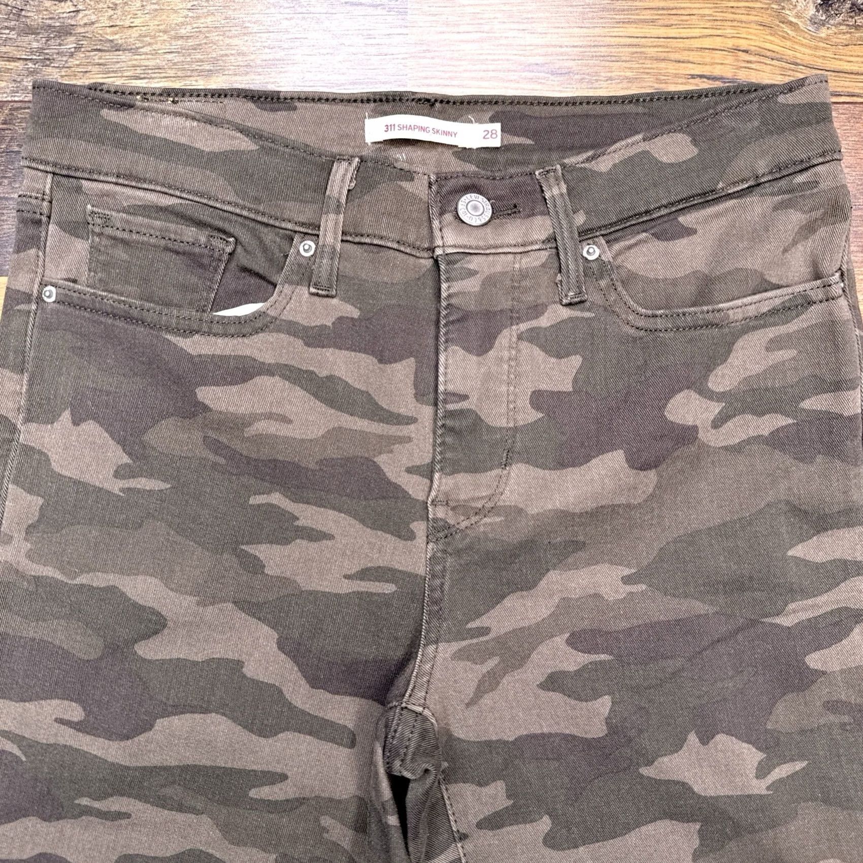 Levi's Levi's 311 Shaping Skinny Jeans Womens 28 Green Camouflage Mid Rise Stretch Denim Slim Pocket 5-Pocket Size 28" / US 6 / IT 42 - 3 Thumbnail