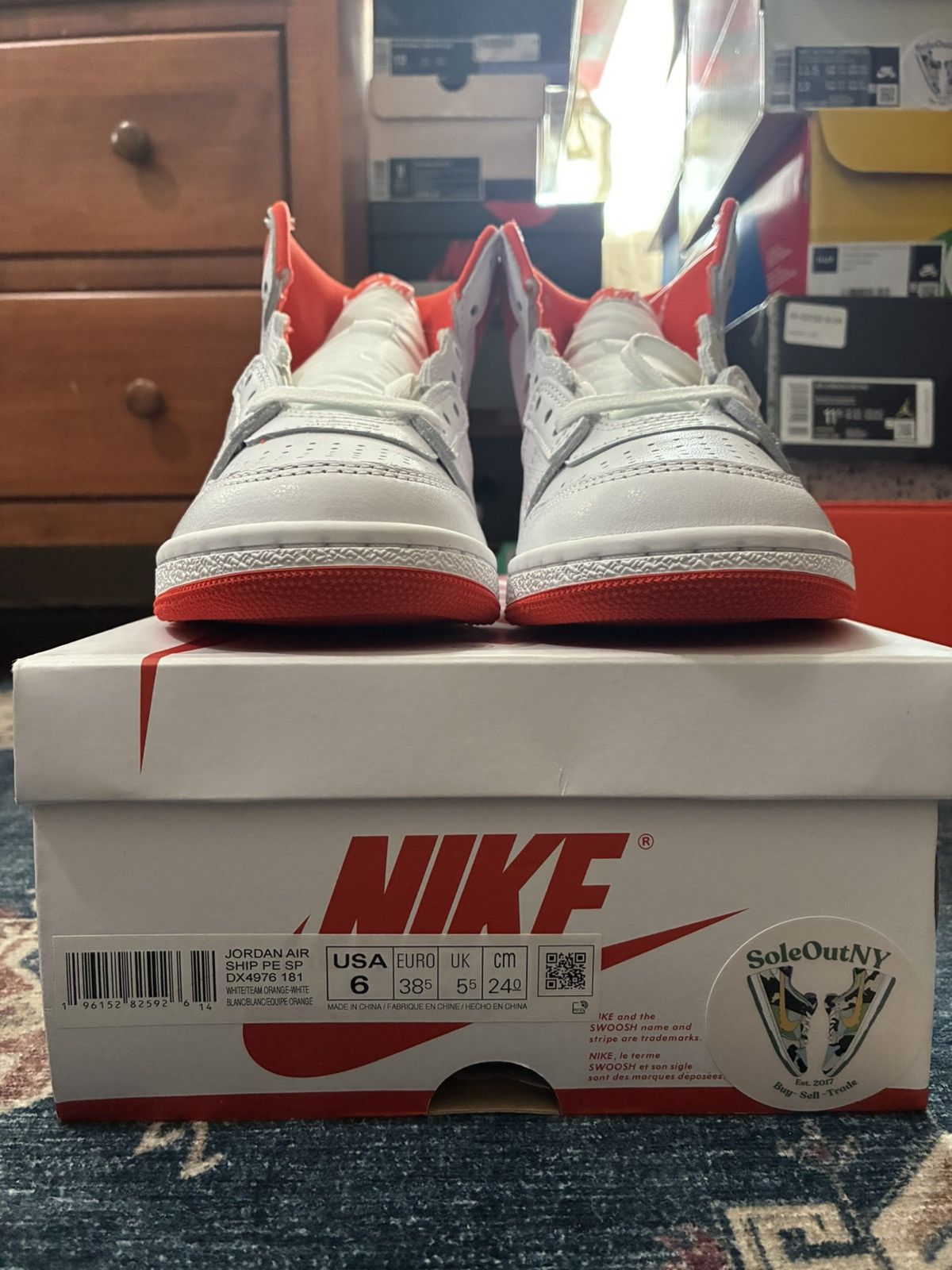 Jordan Brand Nike Jordan Air Ship PE Orange SKU DX4976-181 Brand New Size US 6 / EU 39 - 4 Thumbnail