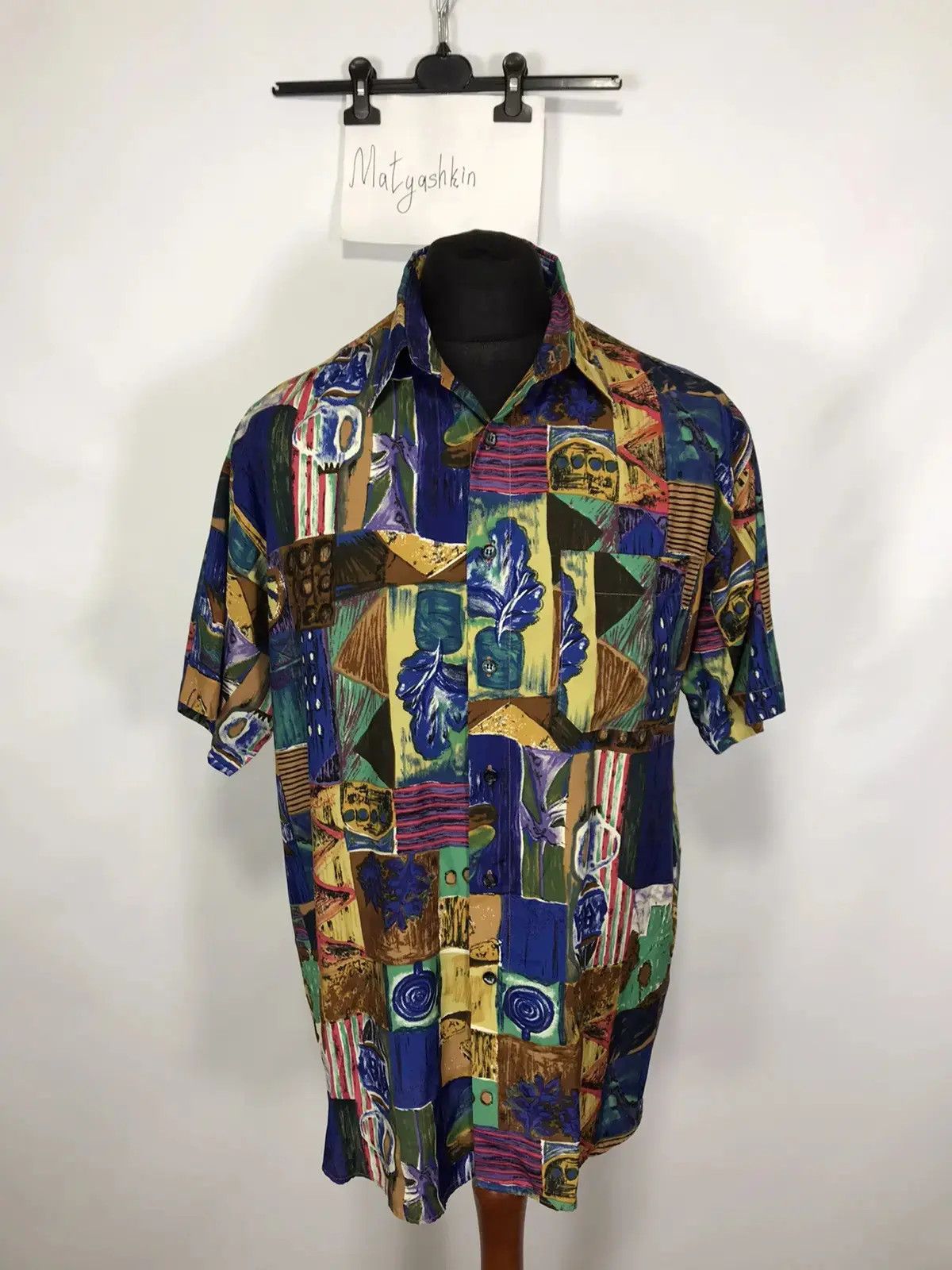 Vintage Crazy shirt short sleeve size L Size US L / EU 52-54 / 3 - 1 Thumbnail
