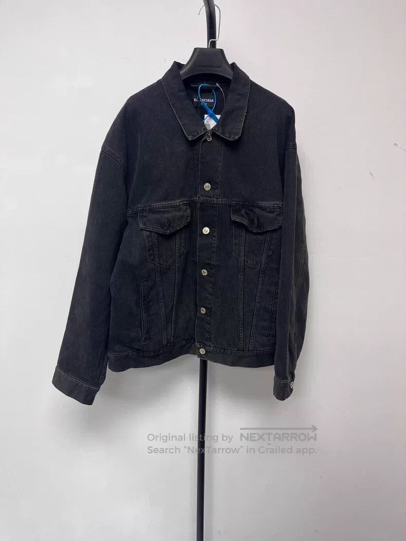 Balenciaga Balenciaga Spray Paint Effect Logo Denim Jacket Size US S / EU 44-46 / 1 - 2 Thumbnail