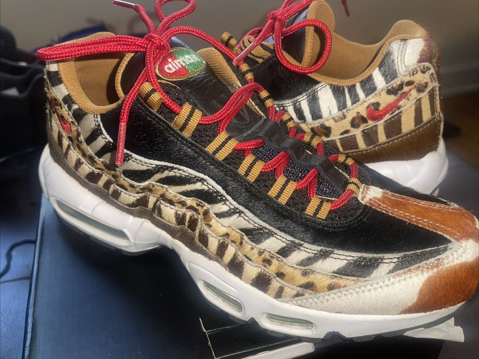 Nike × atmos Atmos x Nike Air Max 95 DLX “Animal Pack” (2018) Size US 9.5 / EU 42-43 - 2 Thumbnail