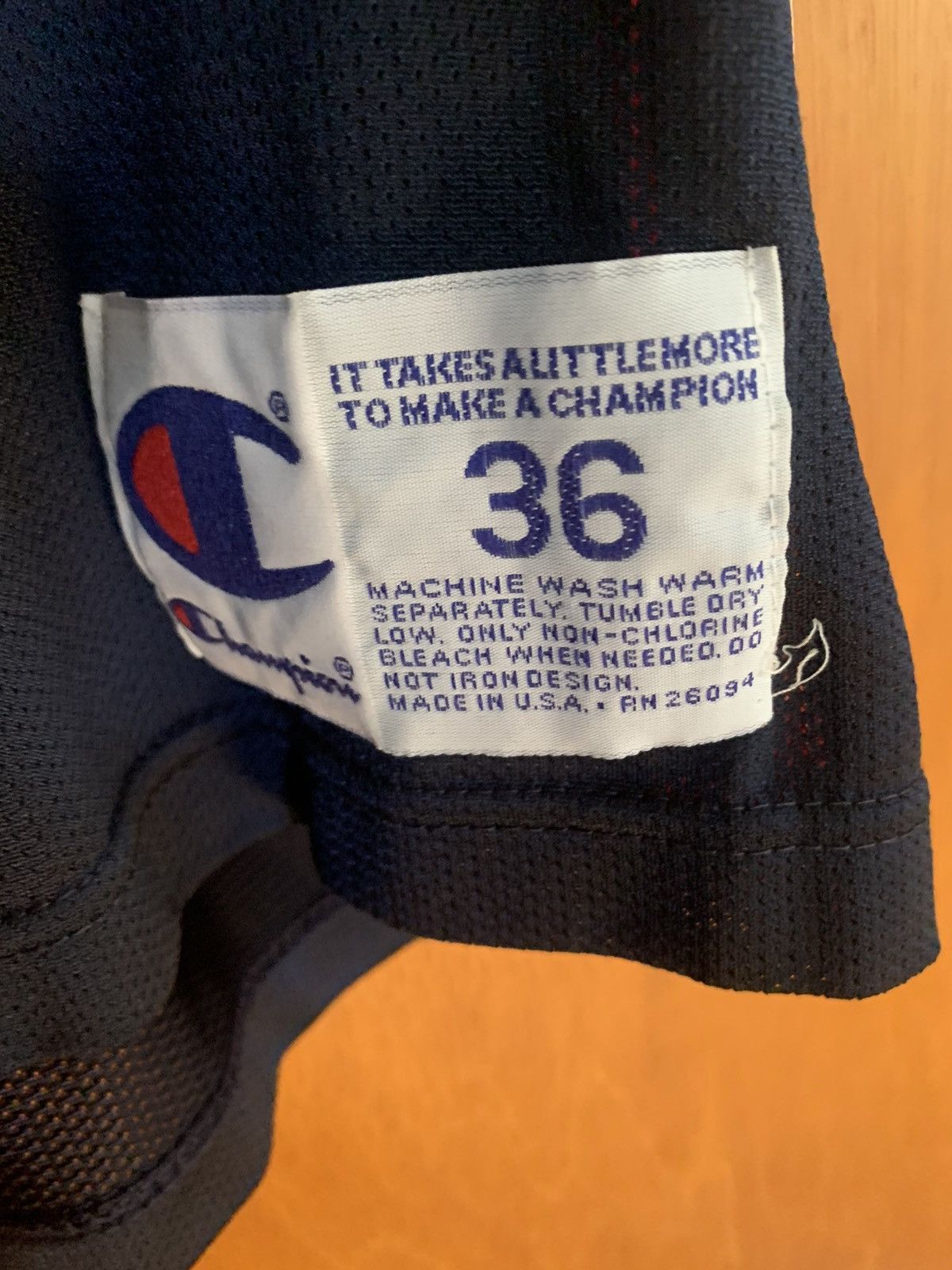 Champion Grant Hill USA Vintage Jersey Size US S / EU 44-46 / 1 - 3 Thumbnail