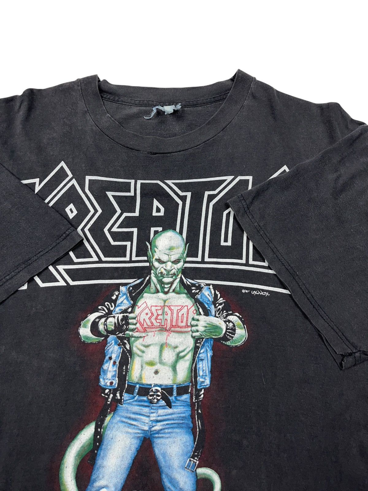 Band Tees Vintage 1987 Kreator Distressed T-shirt World Tour Sodom Size US XL / EU 56 / 4 - 2 Thumbnail