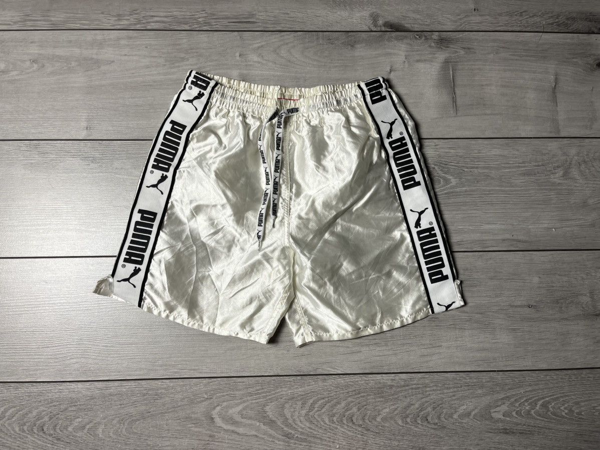 Puma Vintage Puma shorts logo hip size S/M Size US 32 / EU 48 - 1 Thumbnail