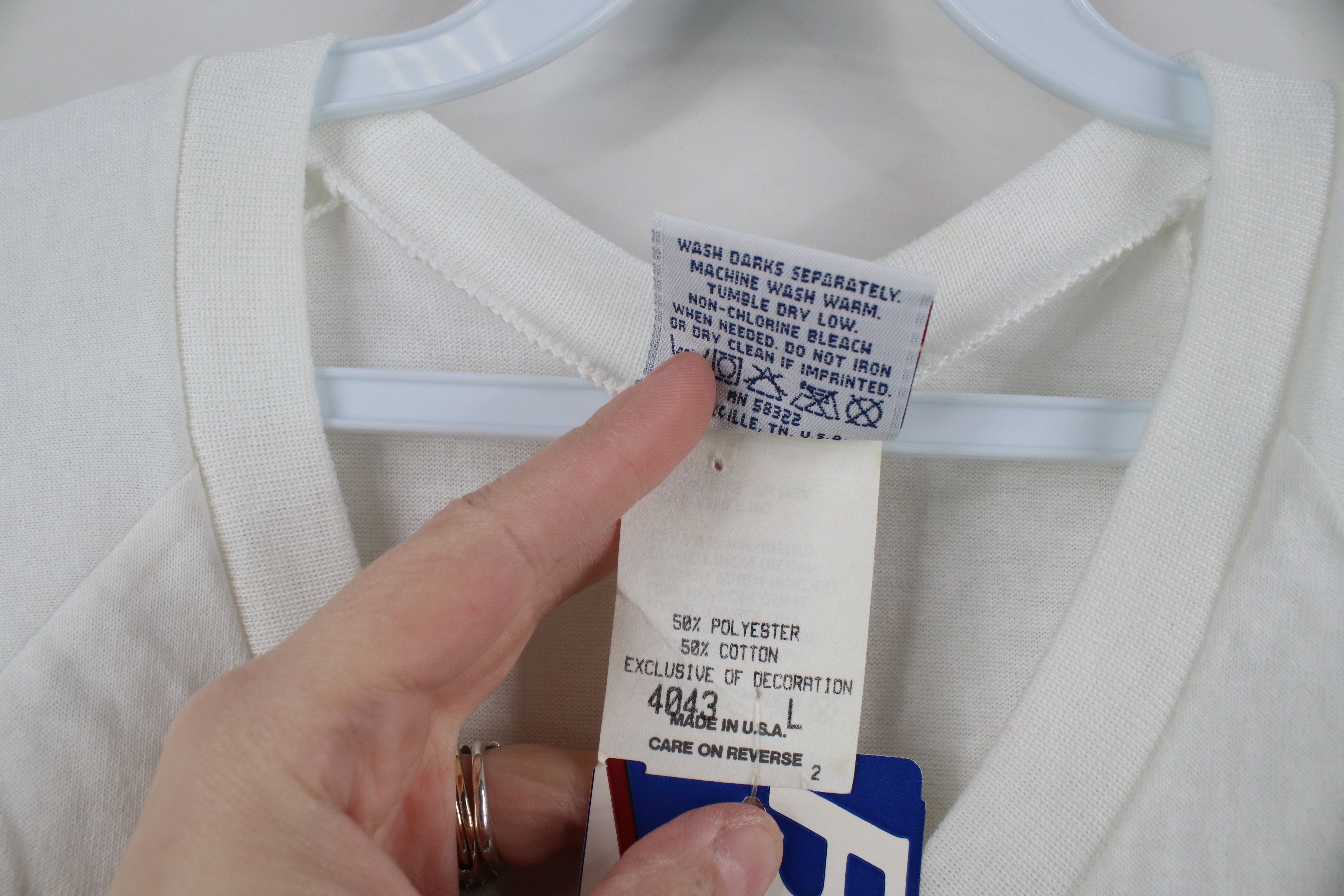 Vintage Deadstock Vintage 90s Streetwear Henley T-Shirt White USA Size US L / EU 52-54 / 3 - 9 Thumbnail