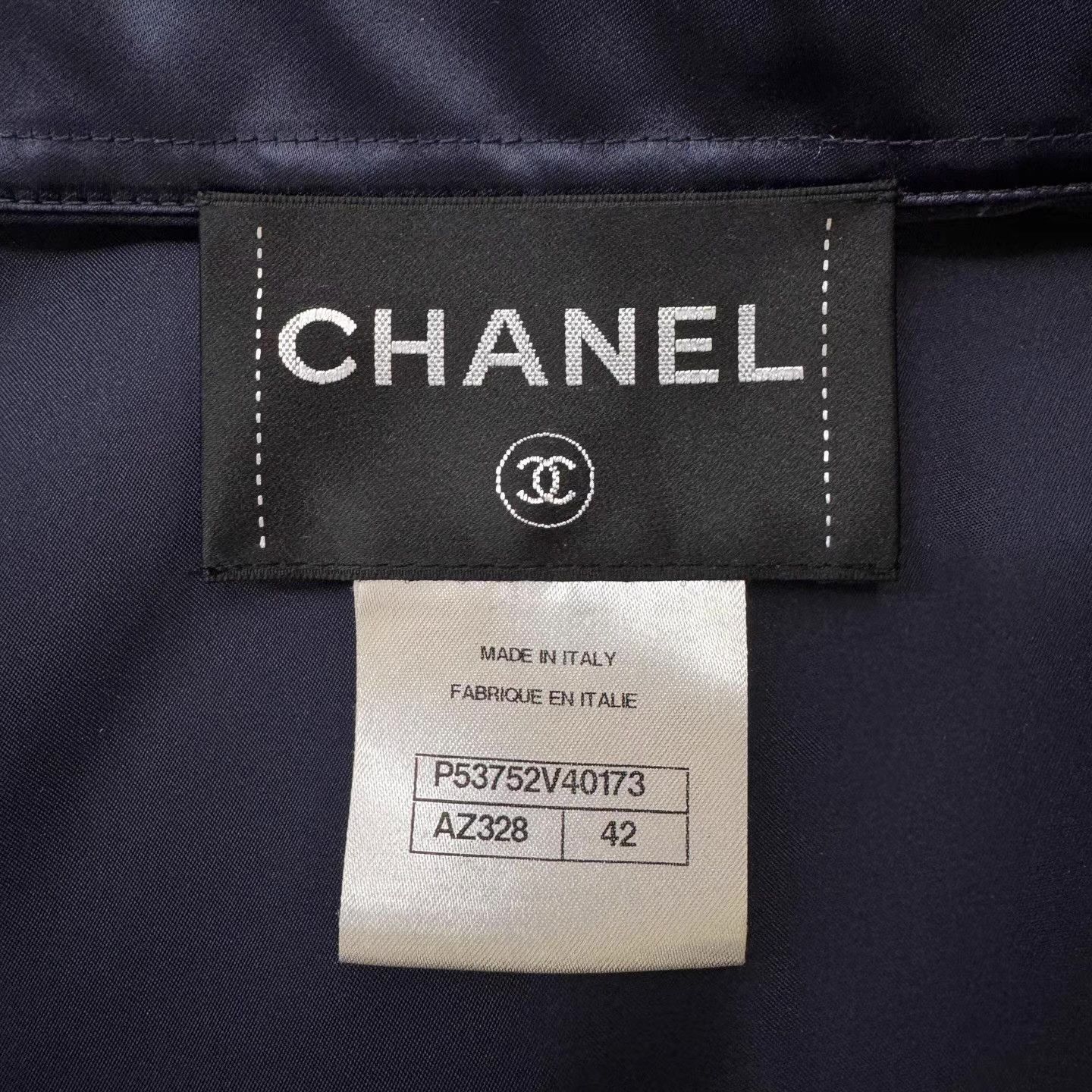 Chanel Chanel Satin Contrast Burgundy Woven Jacket Q10 Size US L / EU 52-54 / 3 - 4 Thumbnail