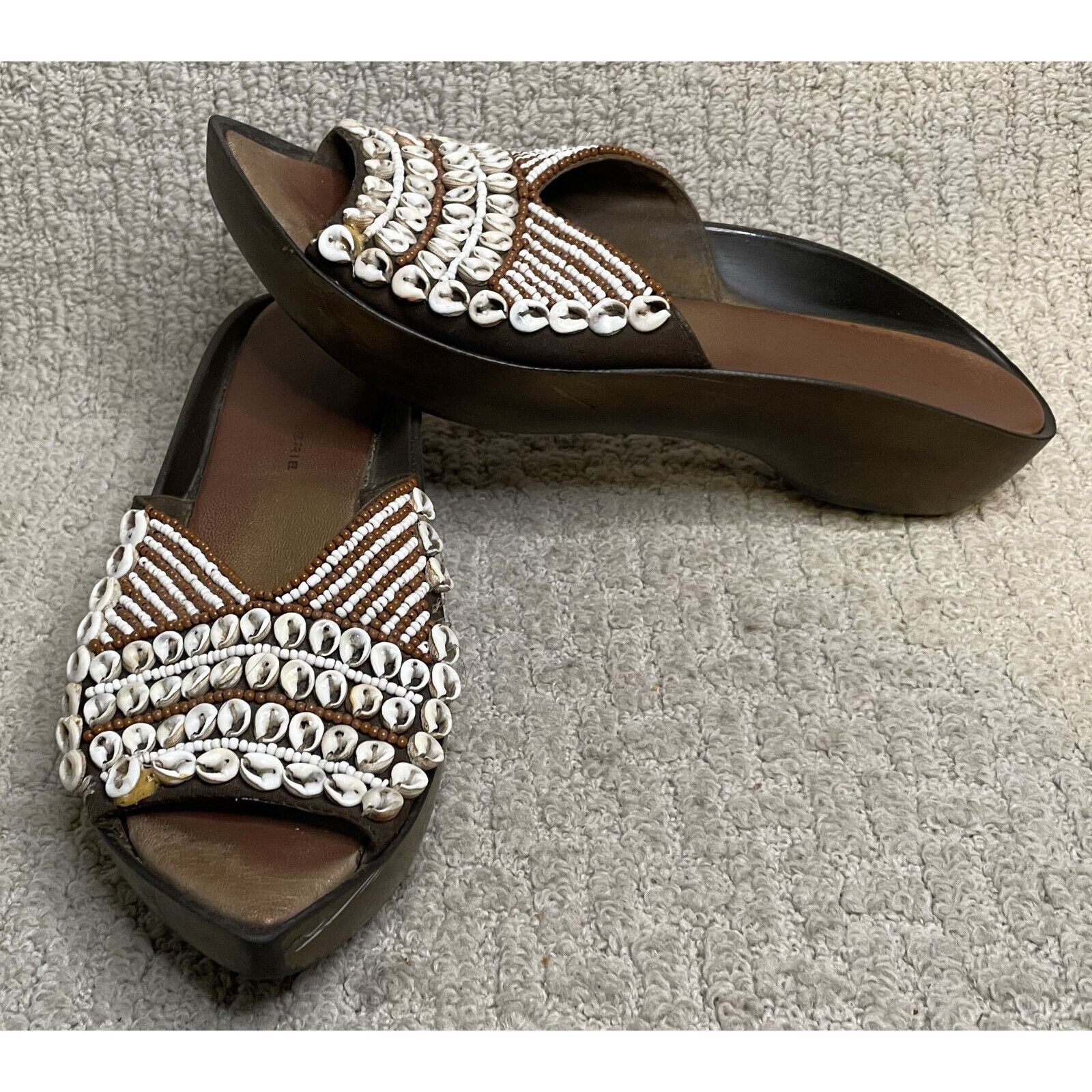 Robert Clergerie Brown White Shell Beaded Sandals Slides 9