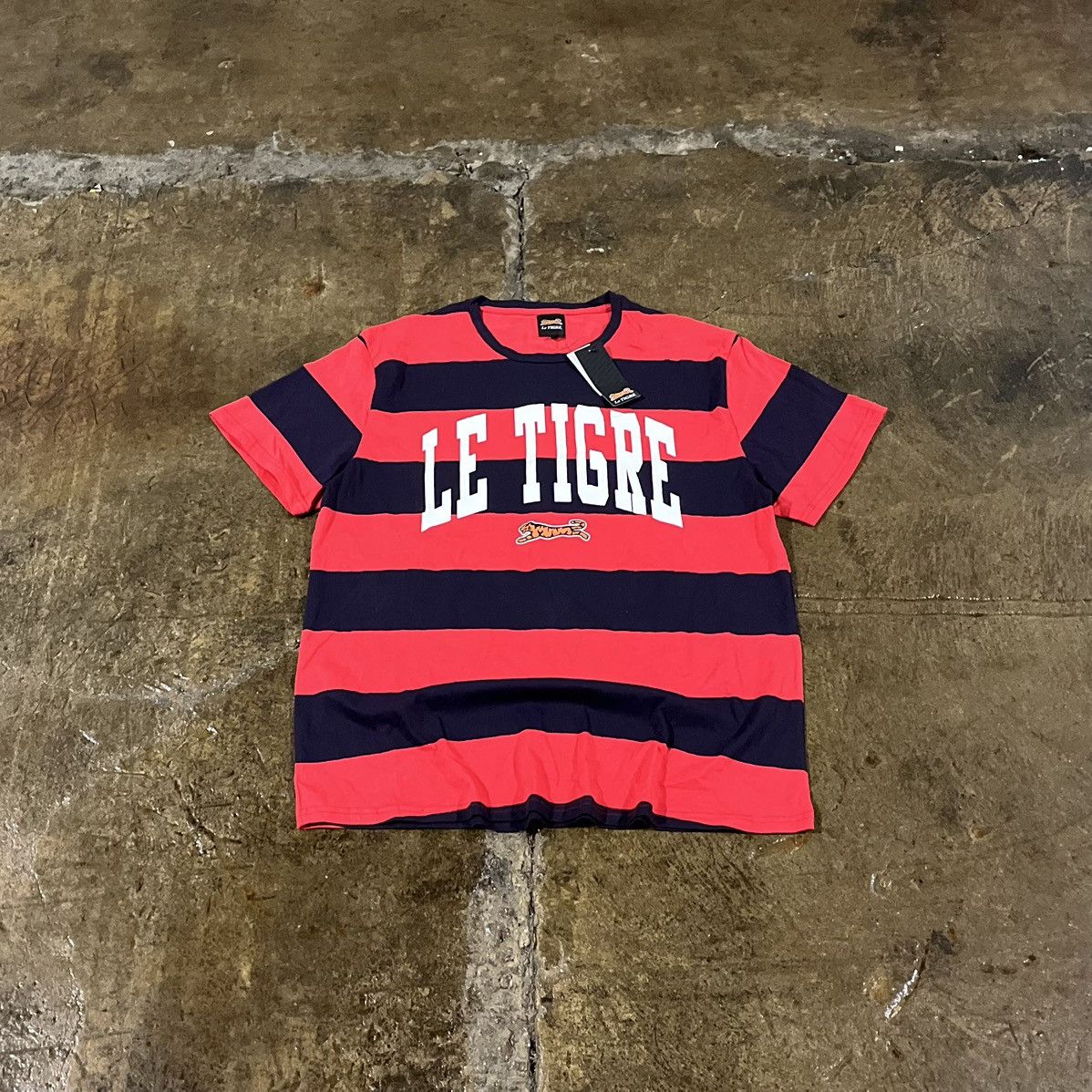 Le TIGRE × Vintage Crazy Y2K Le Tigre Striped Logo Hip-Hop Style Tee Shirt Size US XL / EU 56 / 4 - 1 Thumbnail