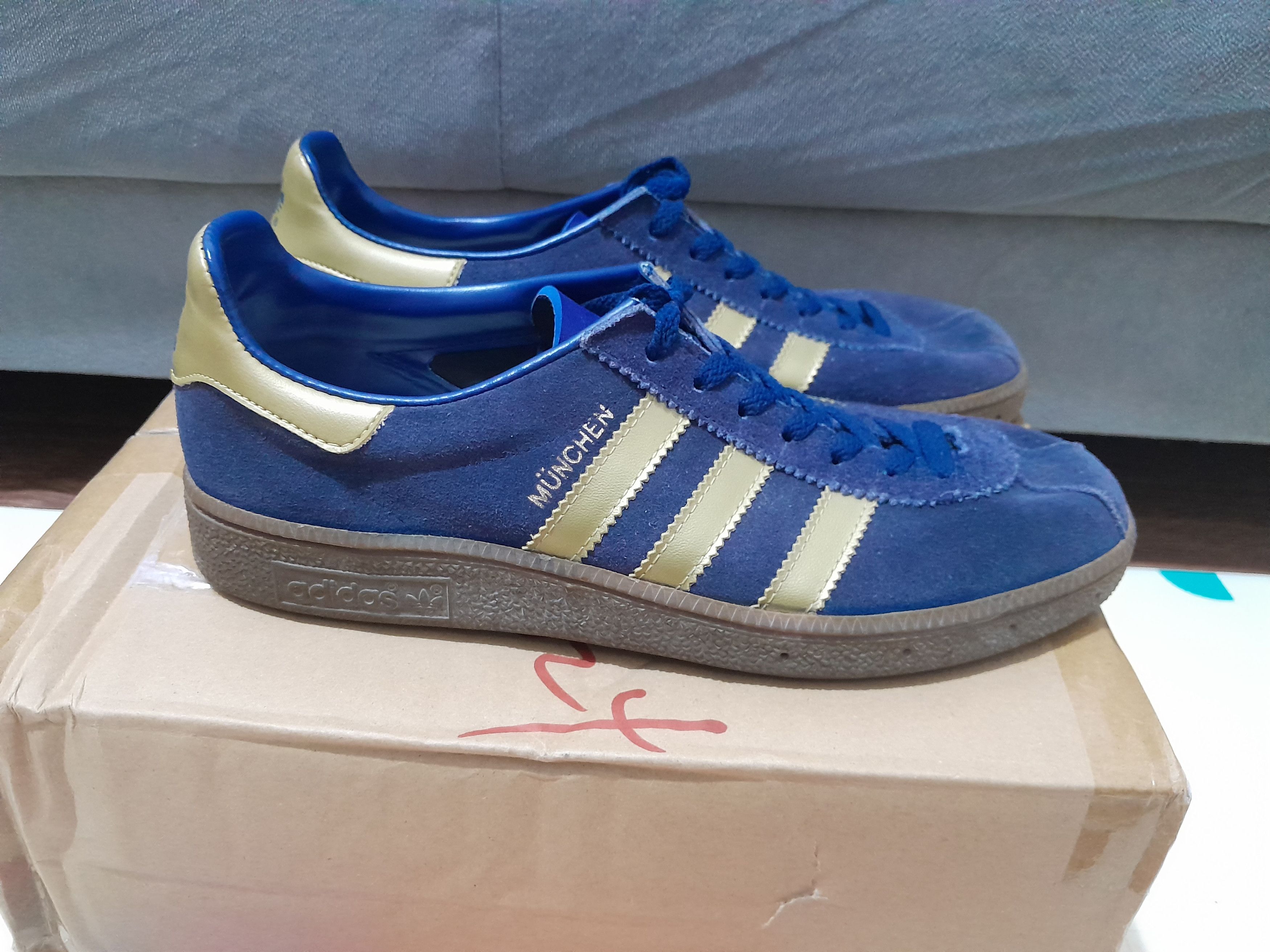Adidas  Streetwear Adidas Munchen Oktoberfest Prost rare made in Germany  | Grailed