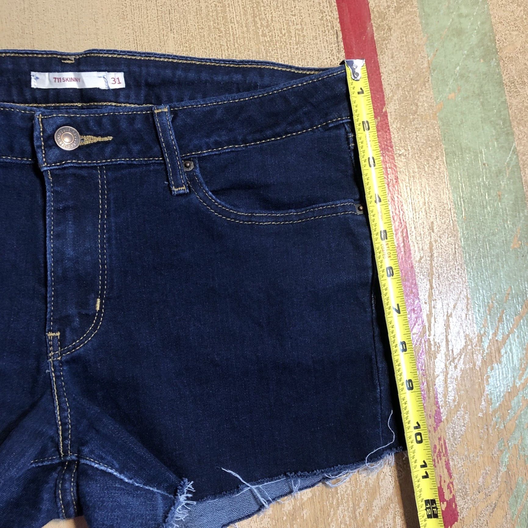 Levi's Levis 711 Cutoff Shorts Womens Tag 31 Raw Hem Cut Off Denim Jean Blue Skinny Size 24" / US 00 / IT 34 - 7 Thumbnail