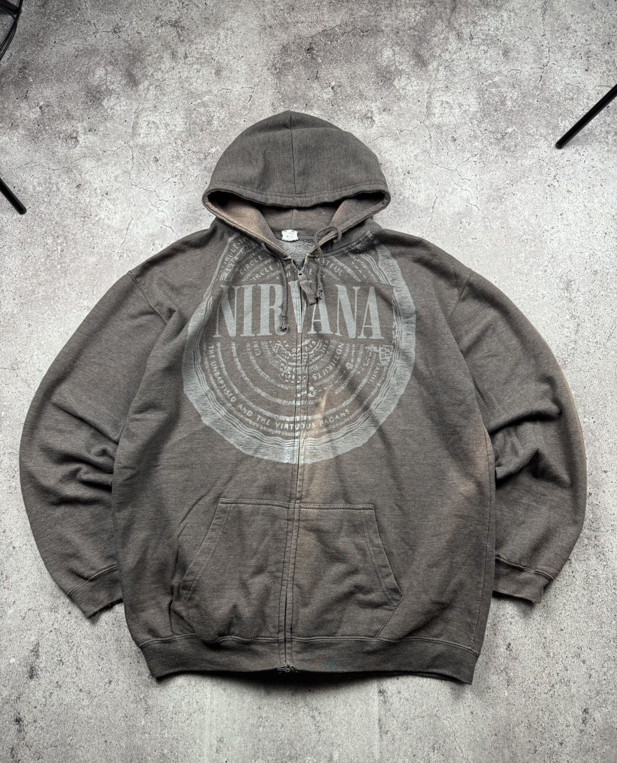 Band Tees Vintage 90 NIRVANA KURT COBAIN Grunge Memory Faded Hoodie Size US XL / EU 56 / 4 - 1 Thumbnail