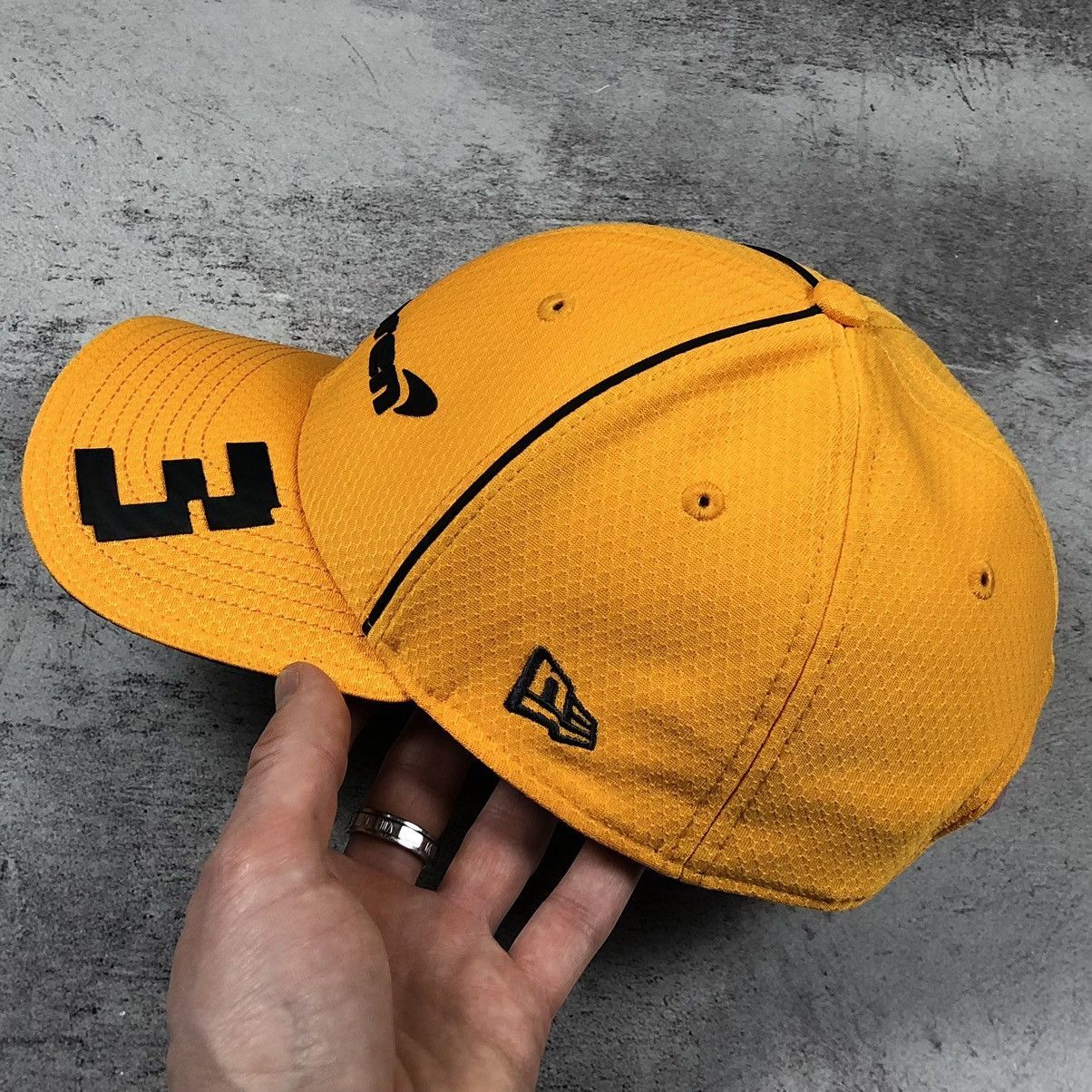 Formula 1 McLaren F1 Daniel Ricciardo #3 New Era 9FORTY Optus Cap Hat Size ONE SIZE - 7 Thumbnail