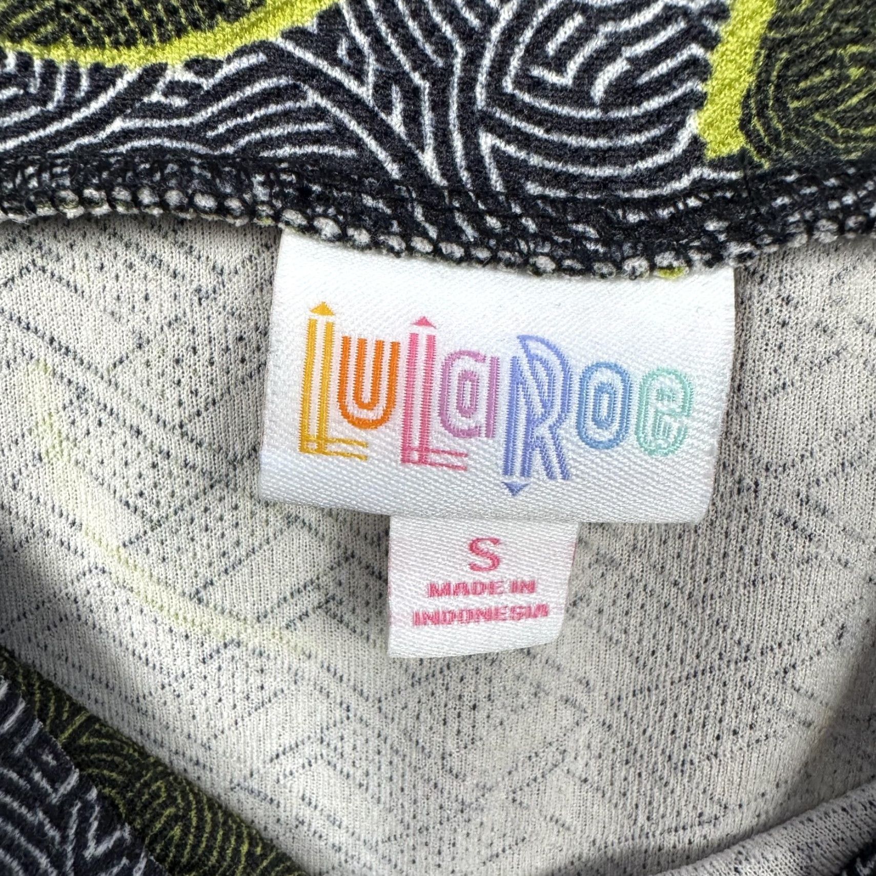 Vintage LuLaRoe Cassie Skirt Womens Small Gray Green Geometric Pencil Stretch Bodycon Size 28" / US 6 / IT 42 - 6 Thumbnail