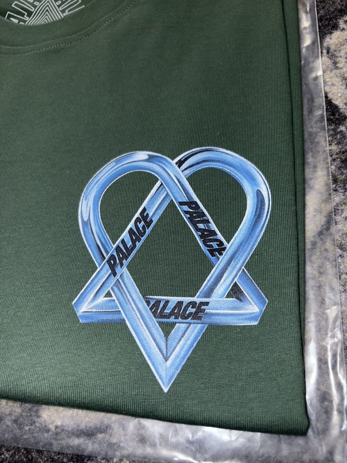 Palace Palace Tri Gram T-Shirt Green Size US S / EU 44-46 / 1 - 3 Thumbnail