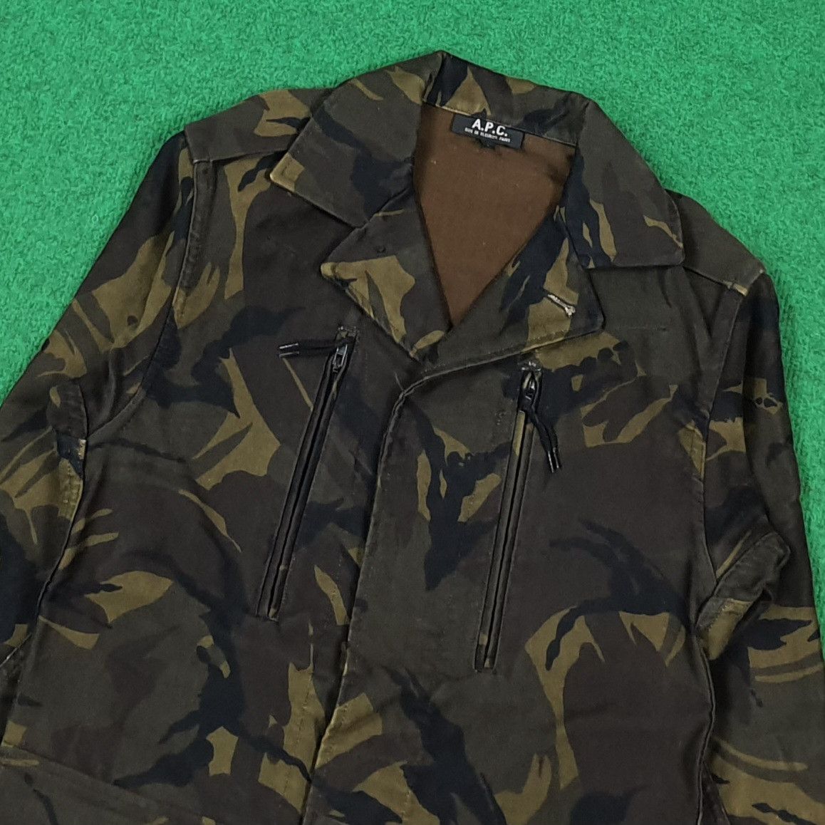 A.P.C. Vintage A.P.C France Military Camo Camouflage Field C288N13 Size US XS / EU 42 / 0 - 2 Thumbnail