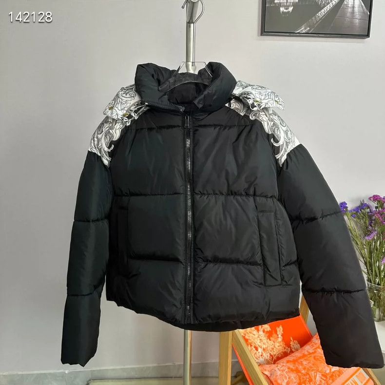 Versace Versace Black and white color matching bread suit Size M / US 6-8 / IT 42-44 - 1 Thumbnail